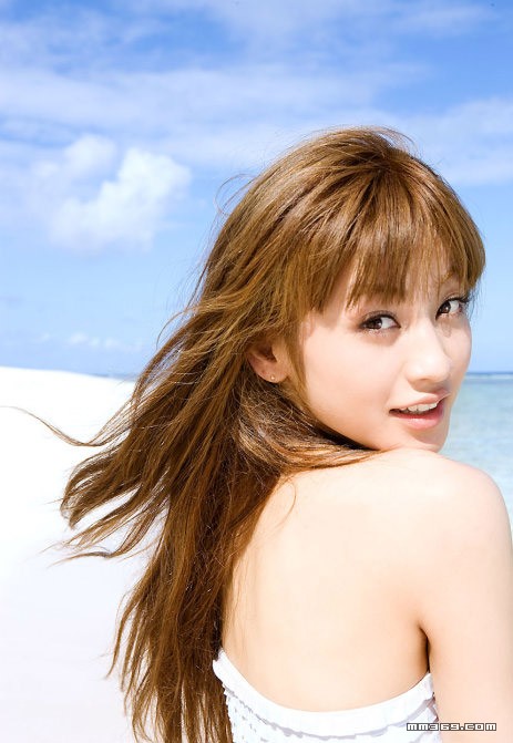 日本最红的名模西山茉希