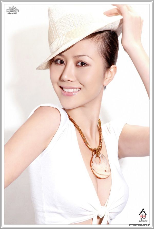 TVB当红女星邓丽欣写真