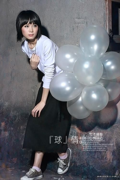 爱球美女高清清纯写真