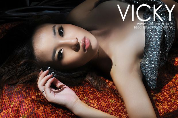 vicky杂志风 清纯美女性感照