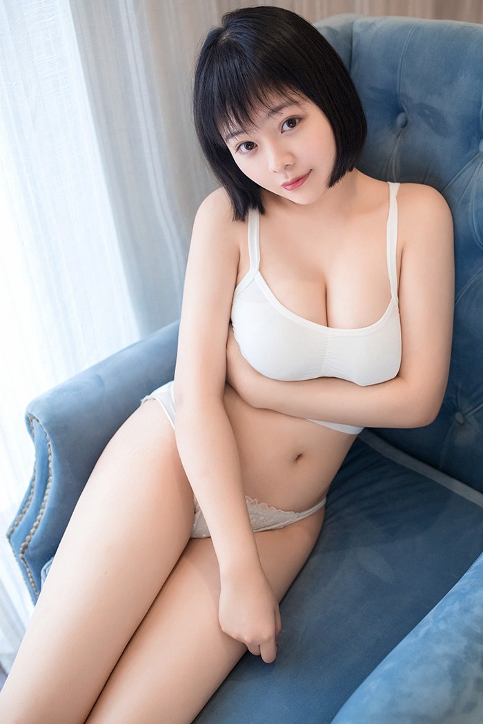 巨乳少女赤间菀枫惹火身材太诱人