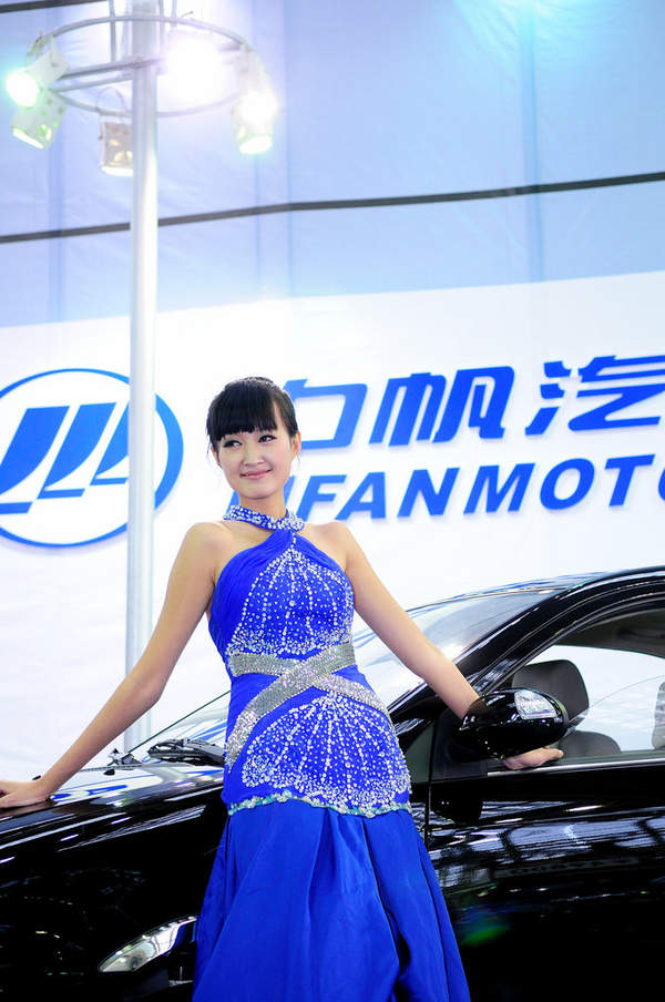 靓丽车模亮相2011北京车展套图