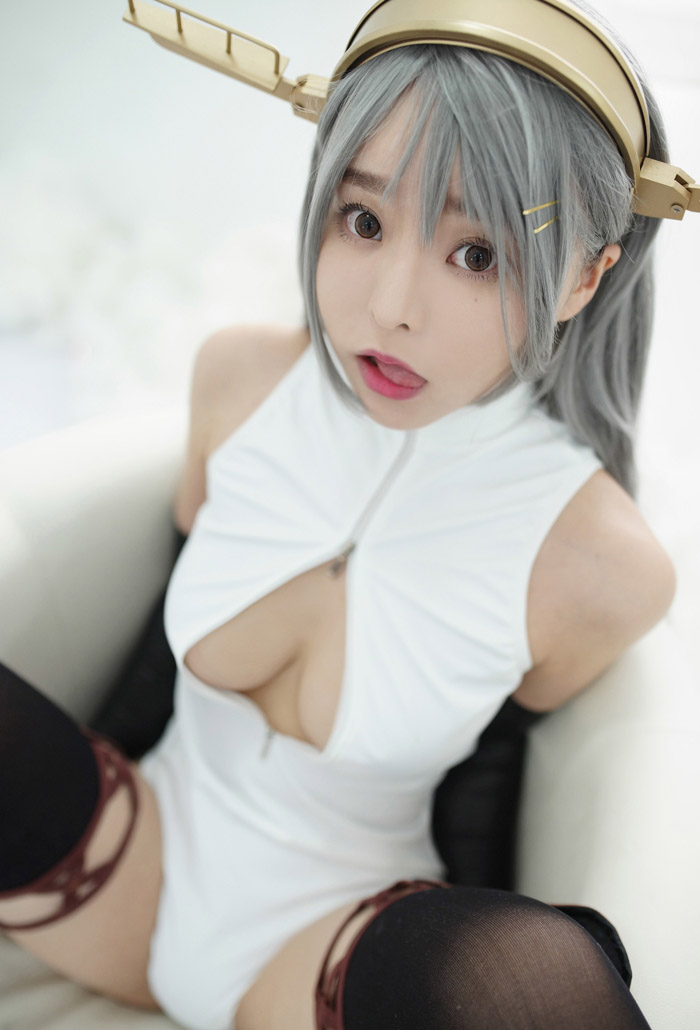 舰娘cosplay柳侑绮大胆开胸泳衣版