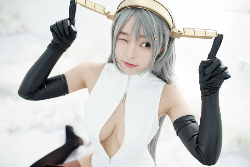 舰娘cosplay柳侑绮大胆开胸泳衣版