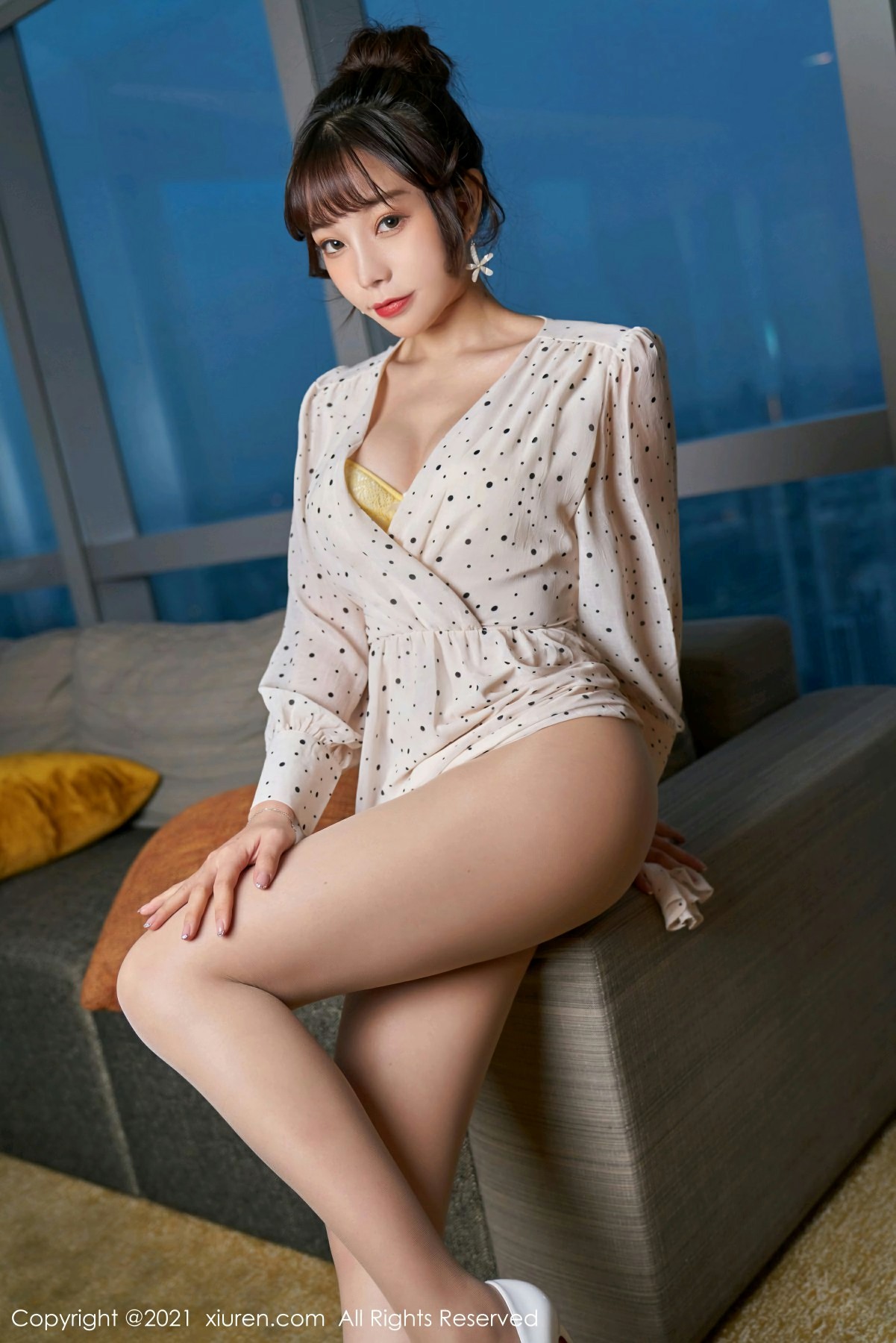 [XiuRen秀人网] 2021.02.26 No.3145 芝芝Booty 性感写真 [67+1P]