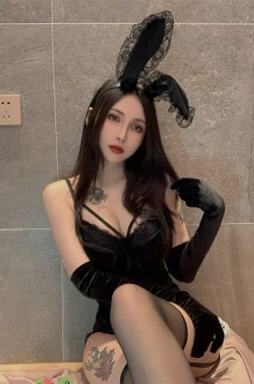 性感美女vams子黑色兔女郎服饰写真