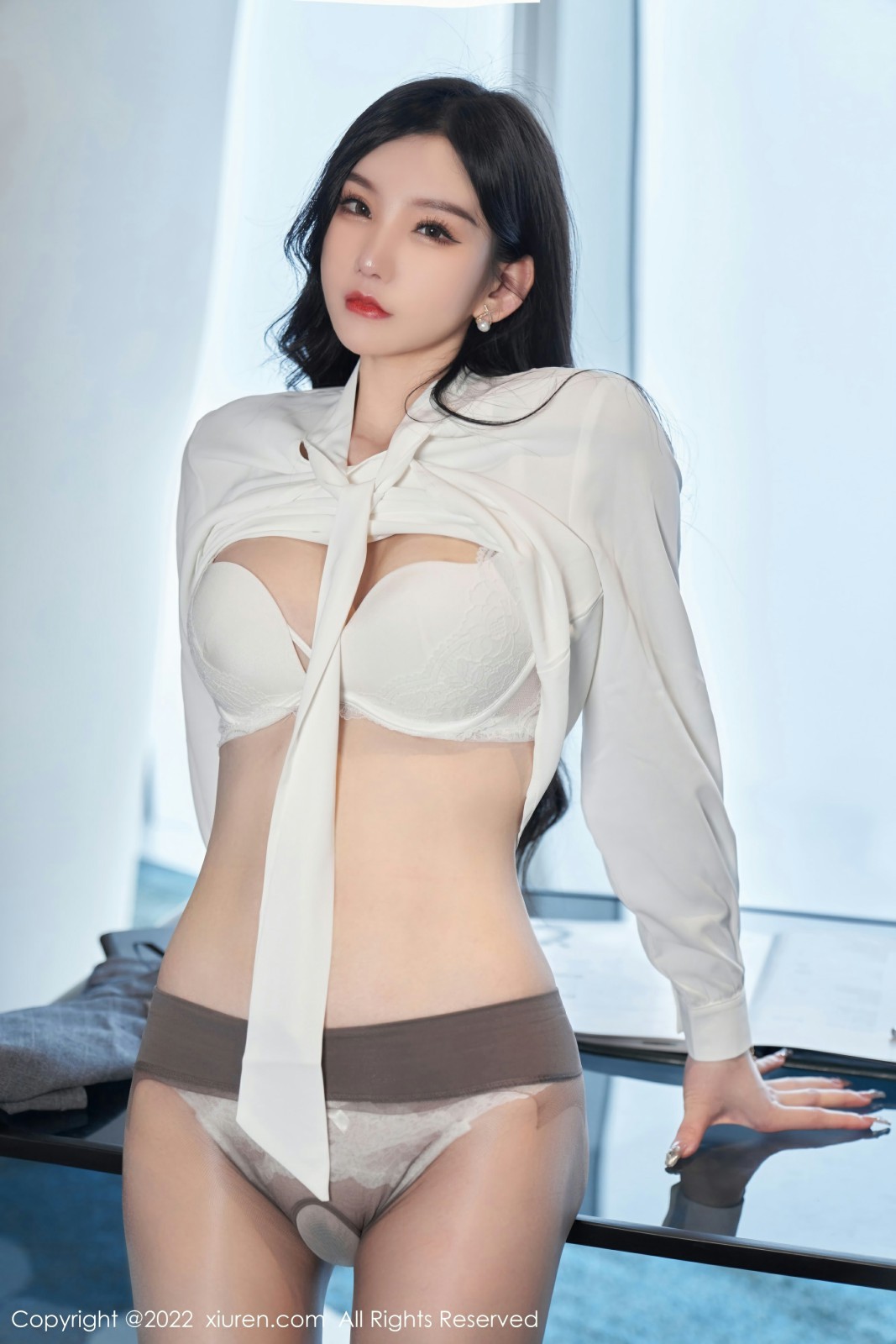 [XiuRen秀人网] 2022.06.22 No.5177 周于希Sally 职业装服饰 心愿旅拍写真 [81+1P]