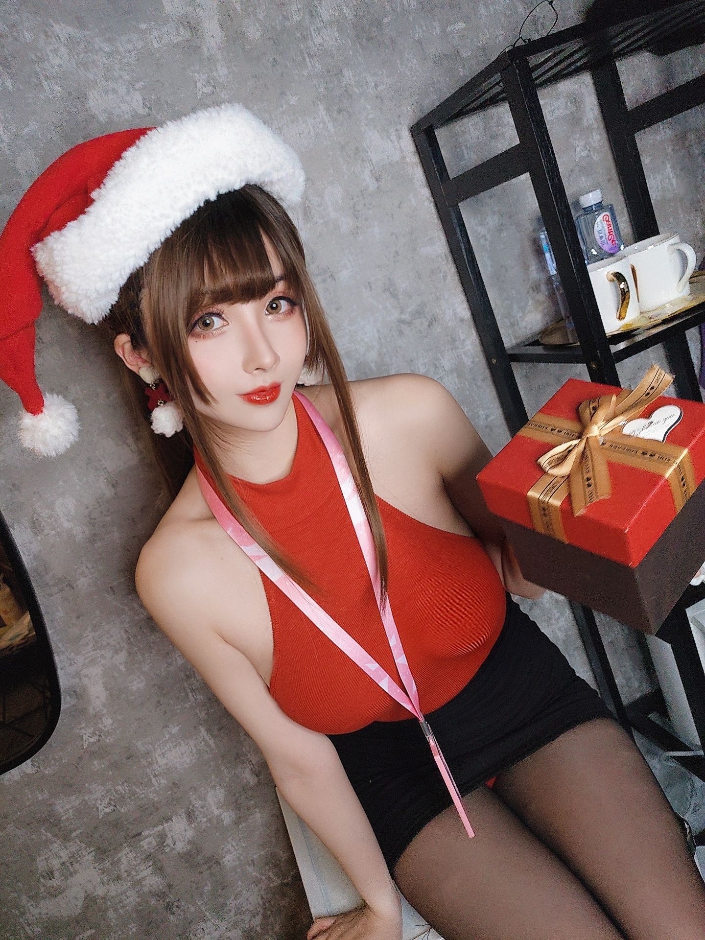 [COSPLAY]rioko凉凉子 – 社畜的快乐圣诞节