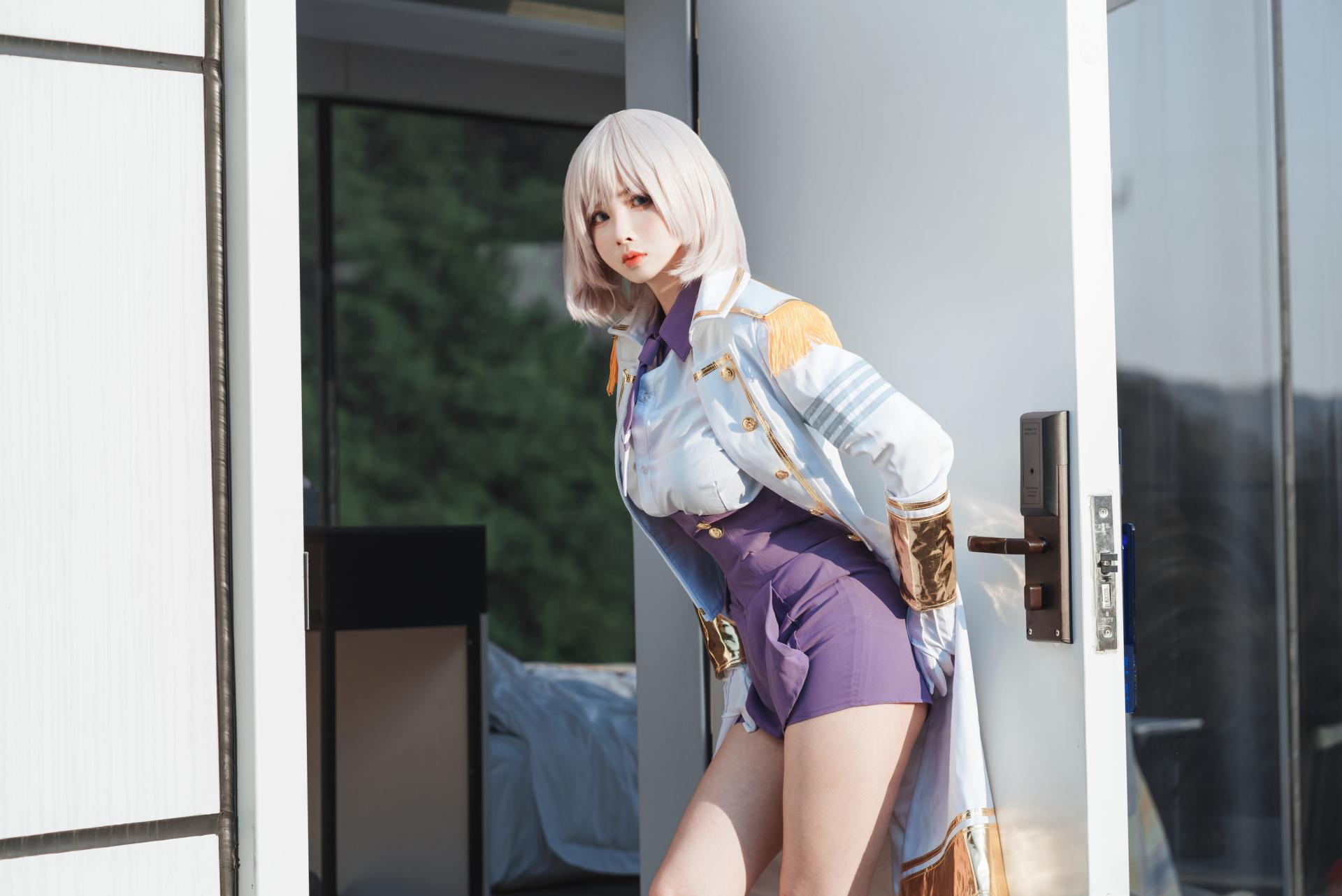 [COSPLAY]rioko凉凉子 – 电光机王 貉