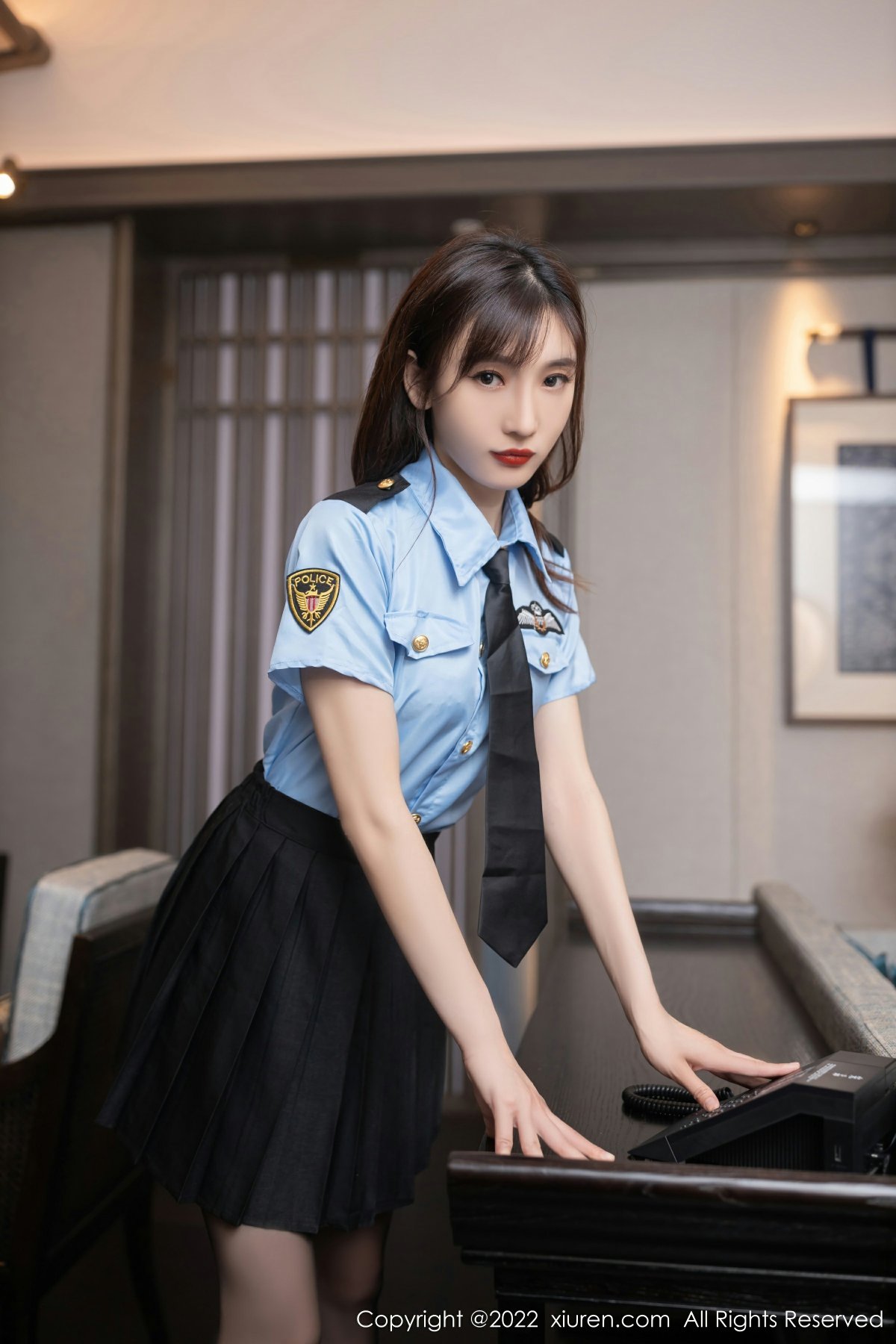 [XiuRen秀人网] 2022.08.18 No.5461 陆萱萱 性感女警官制服 私房写真[84+1P]