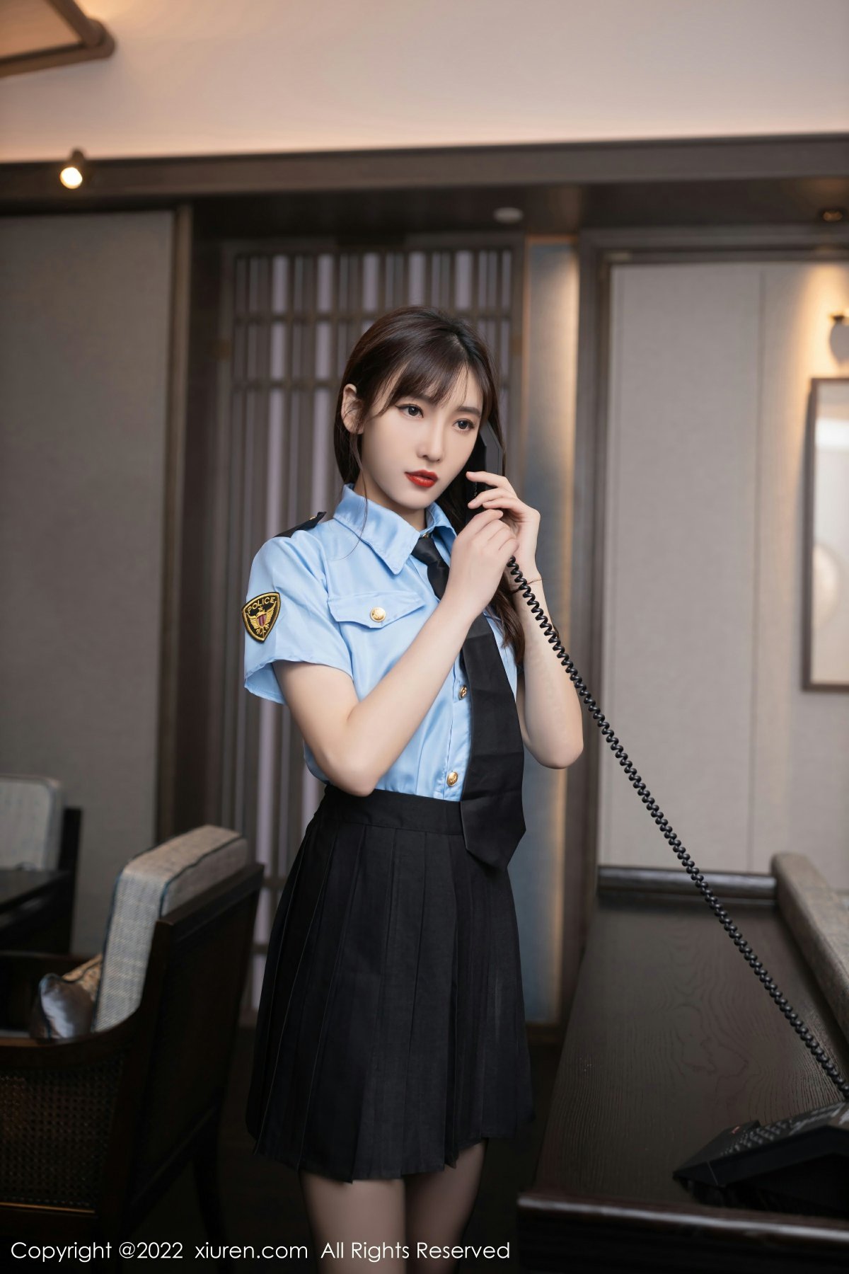 [XiuRen秀人网] 2022.08.18 No.5461 陆萱萱 性感女警官制服 私房写真[84+1P]