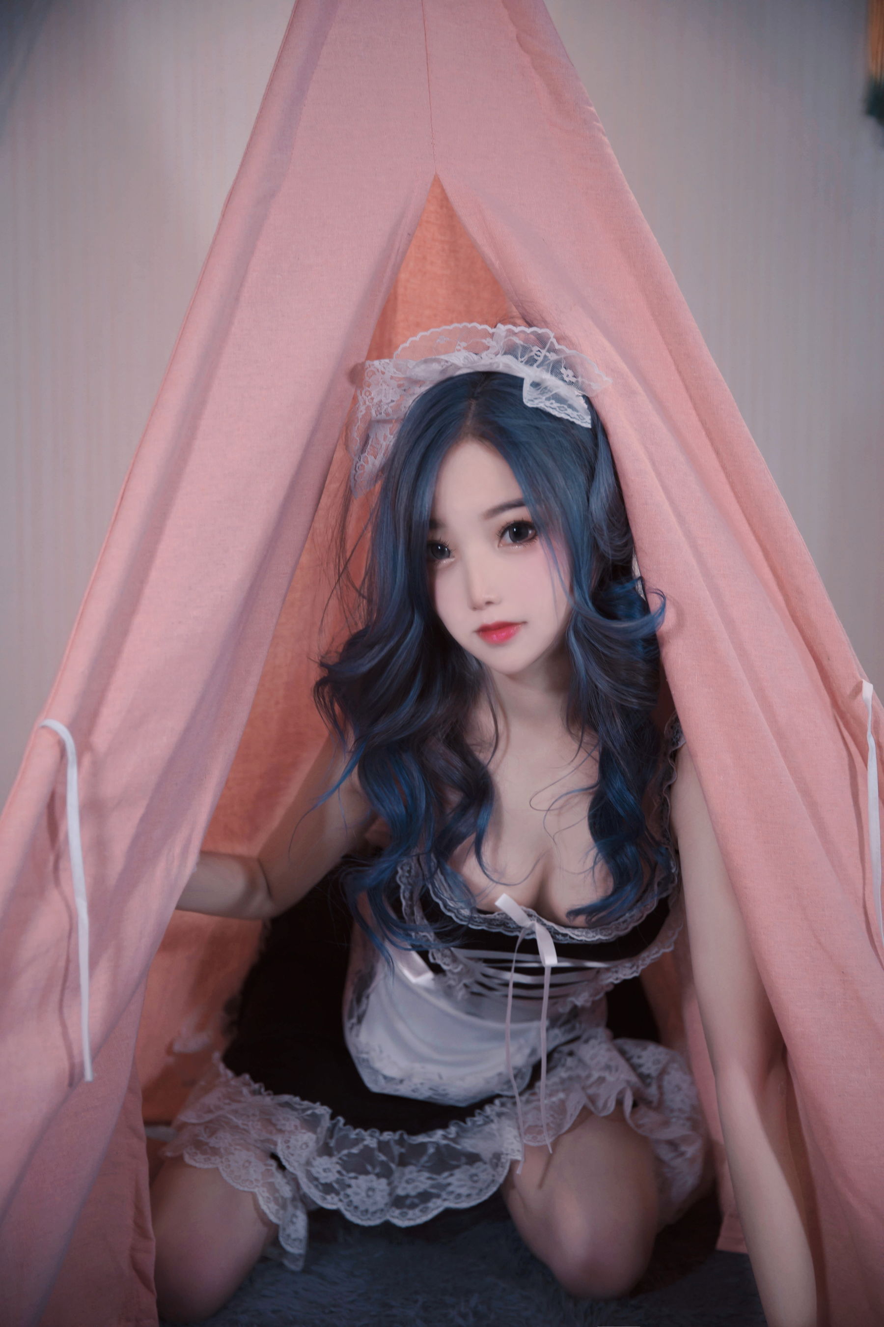 [COSPLAY]eloise软软 – 女仆兔尾巴