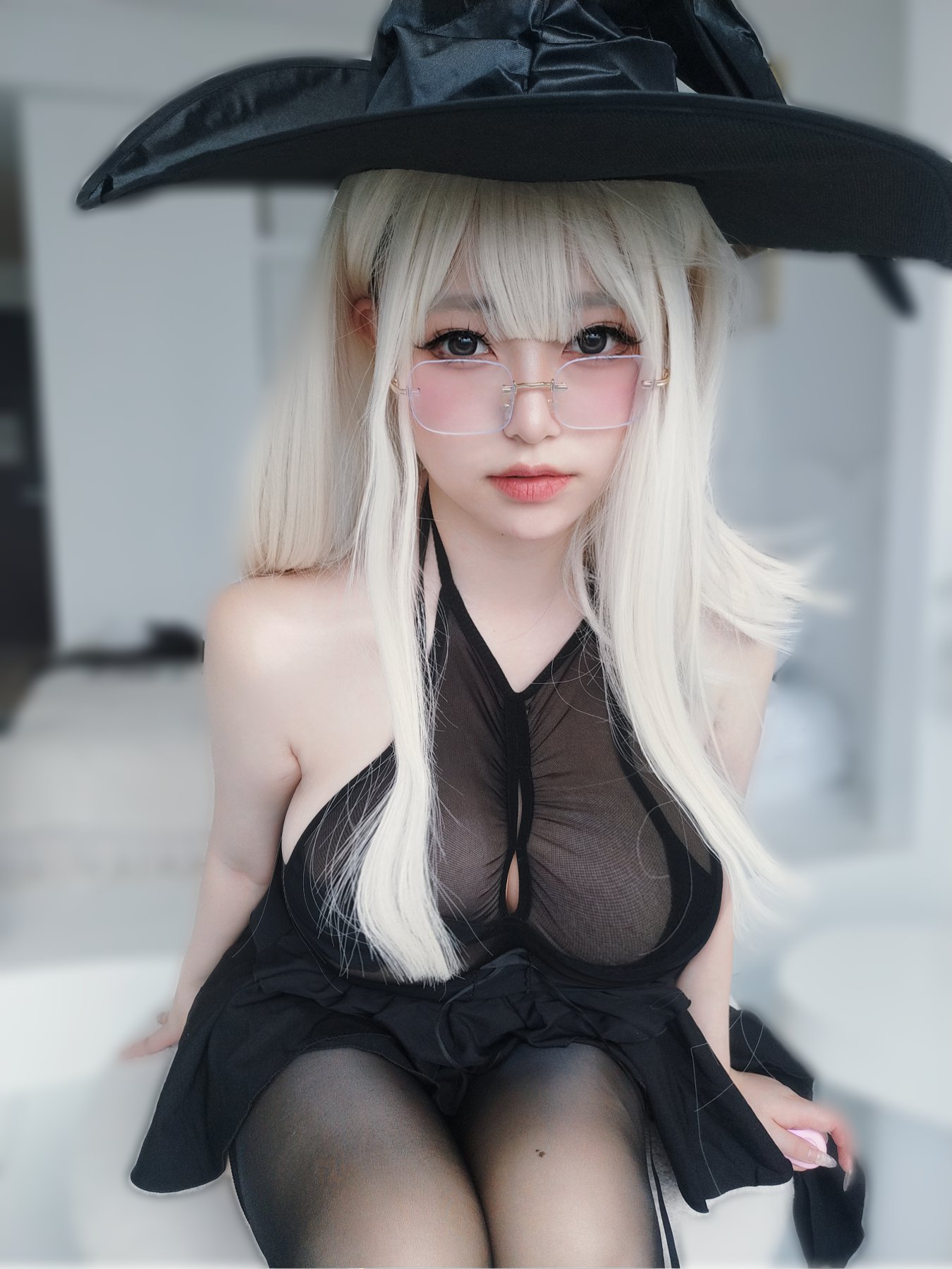 [COSPLAY]女主K – 女巫