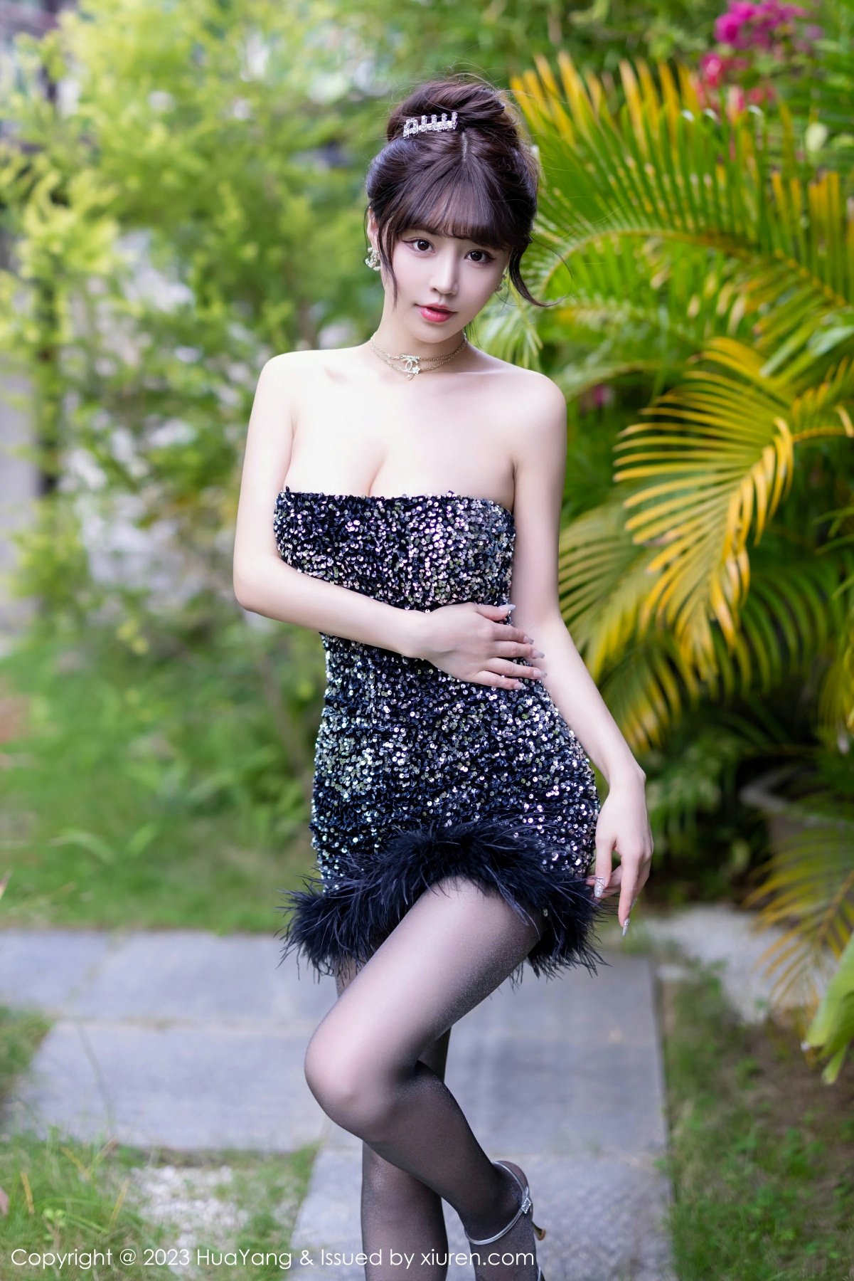 [HuaYang花漾写真] 2023.03.09 VOL.528 朱可儿Flora 性感魅惑黑丝 三亚旅拍写真 [61+1P]