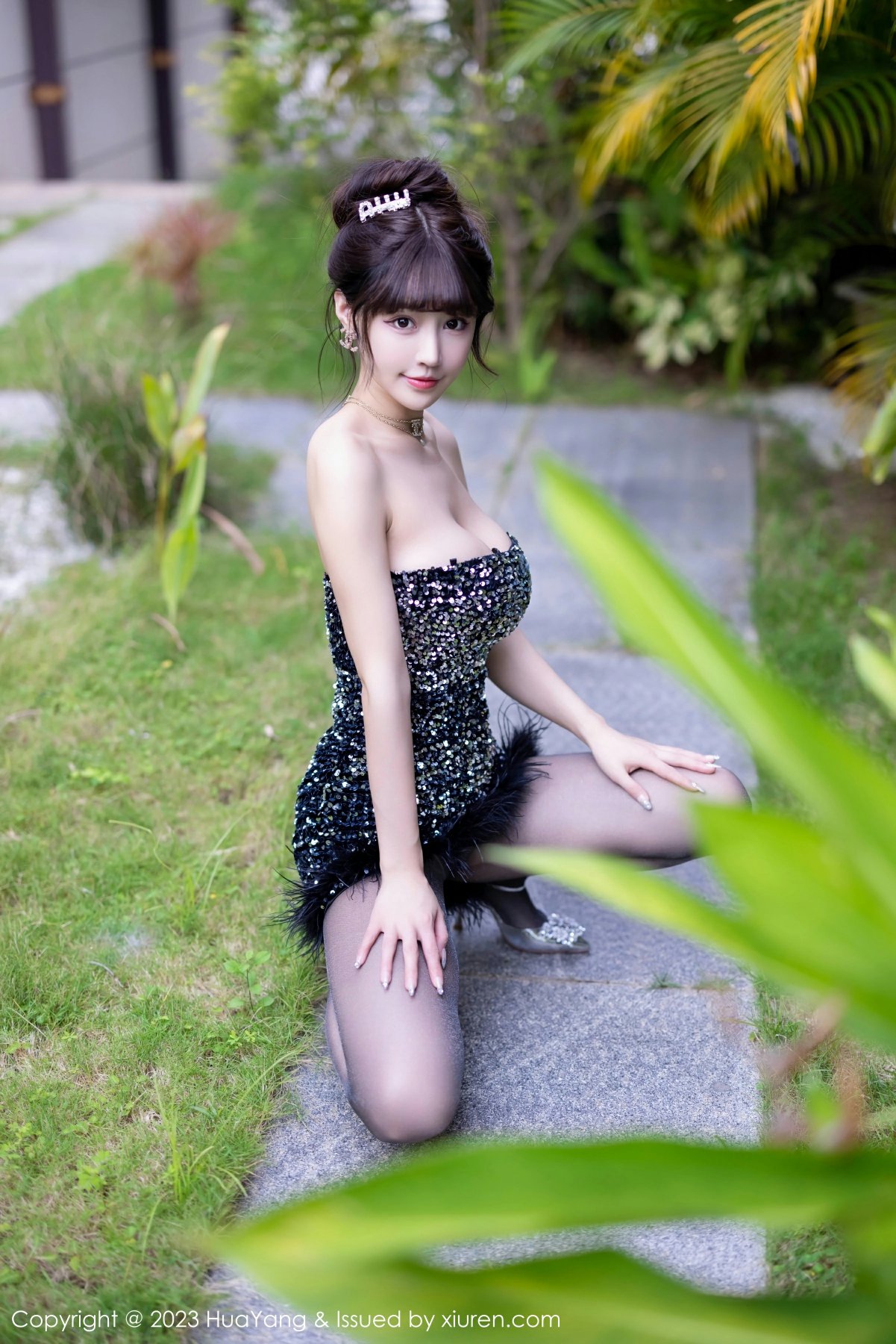 [HuaYang花漾写真] 2023.03.09 VOL.528 朱可儿Flora 性感魅惑黑丝 三亚旅拍写真 [61+1P]