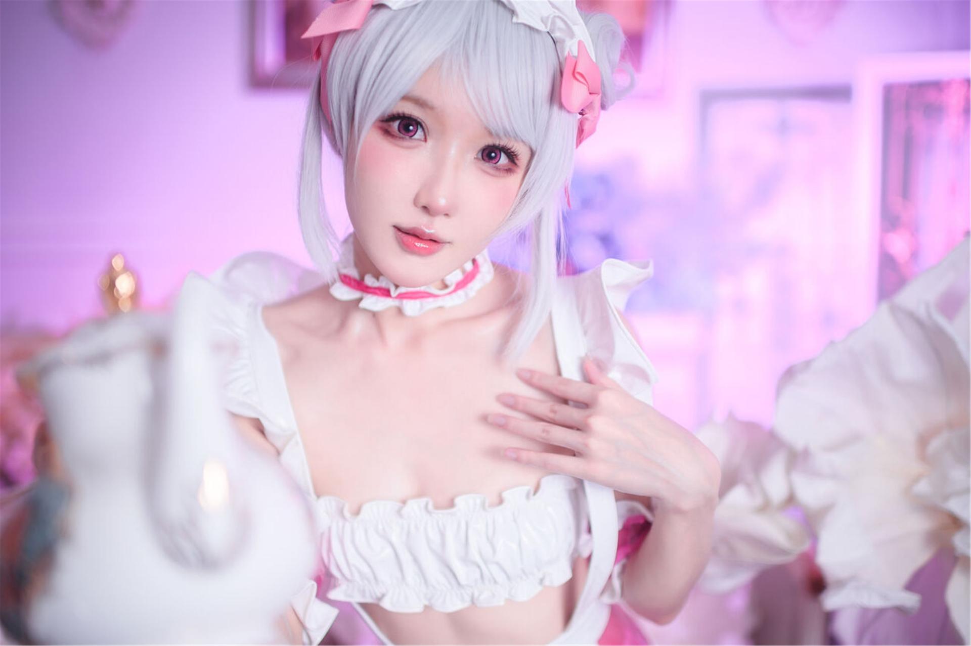 [COSPLAY]阿包也是兔娘 – 七夕粉粉女仆