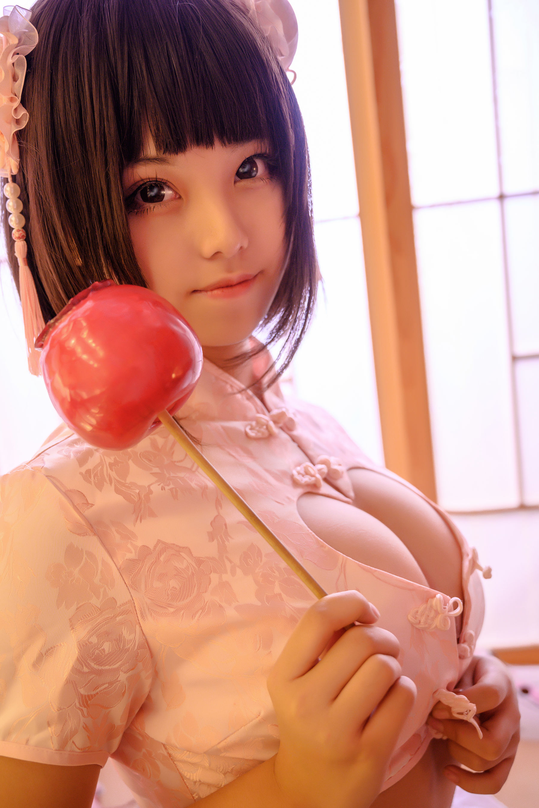 [COSPLAY]蜜汁猫裘 – 中华娘