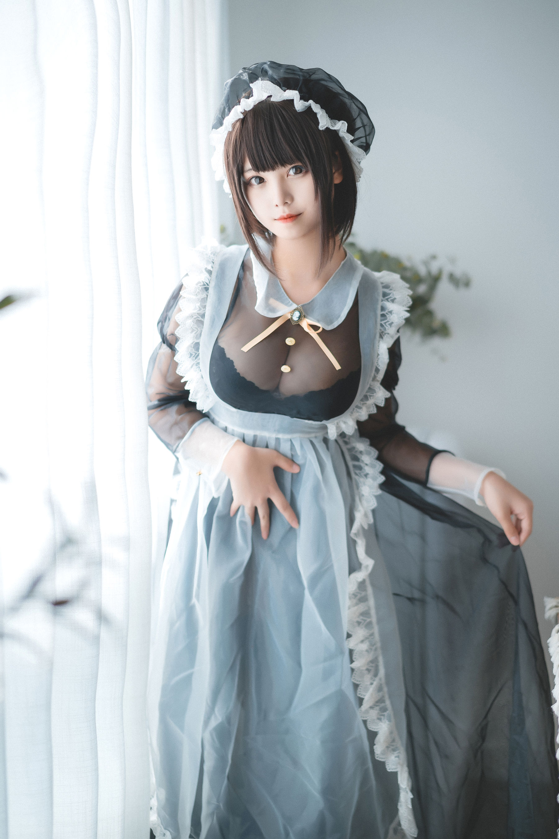 [COSPLAY]蜜汁猫裘 – 透明女仆