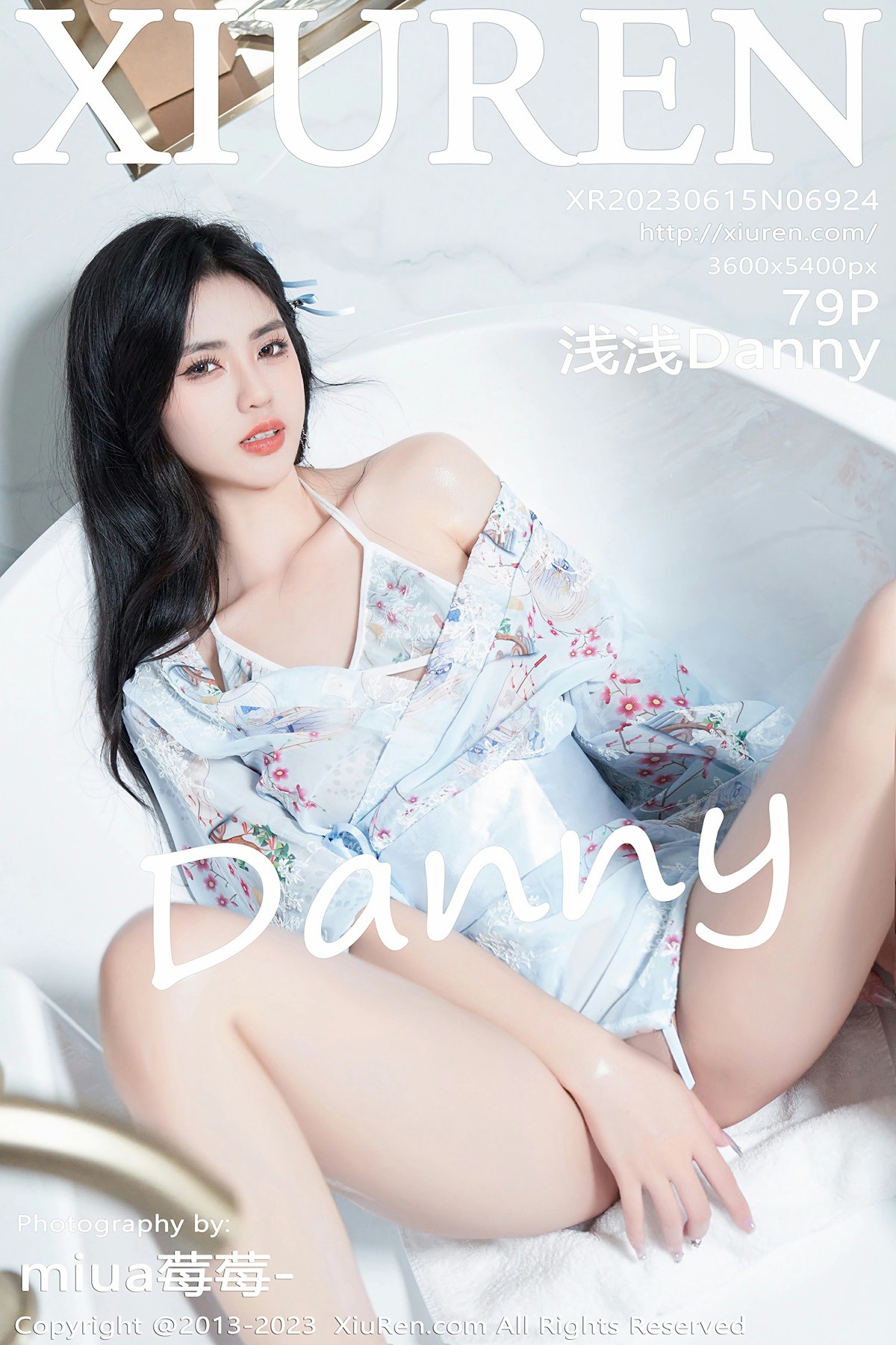 [XiuRen秀人网] 2023.06.15 No.6924 浅浅Danny 淡蓝色花纹图案睡裙 性感写真 [79+1P]