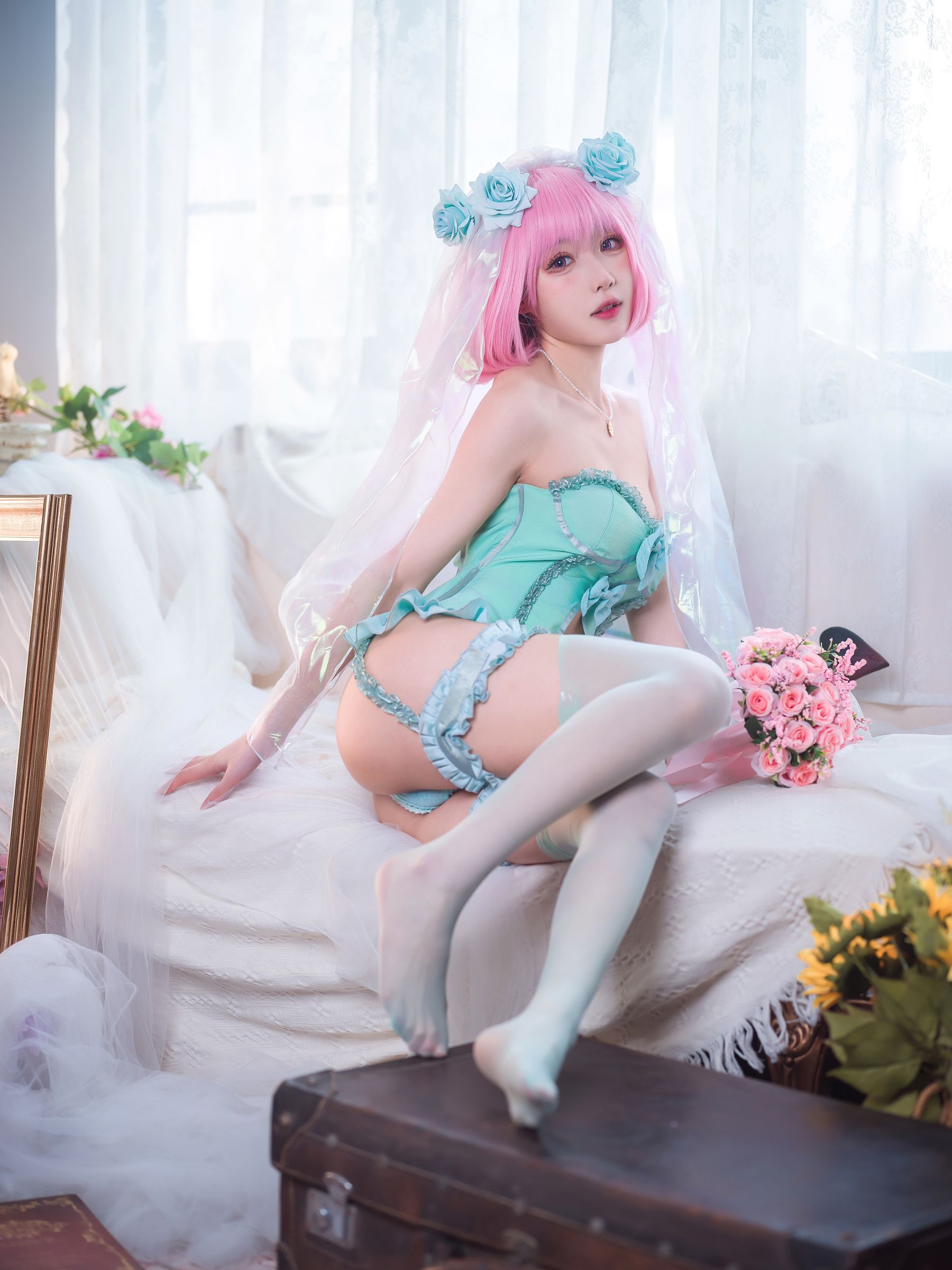 [COSPLAY]阿包也是兔娘 – 王女梦梦 婚纱内衣