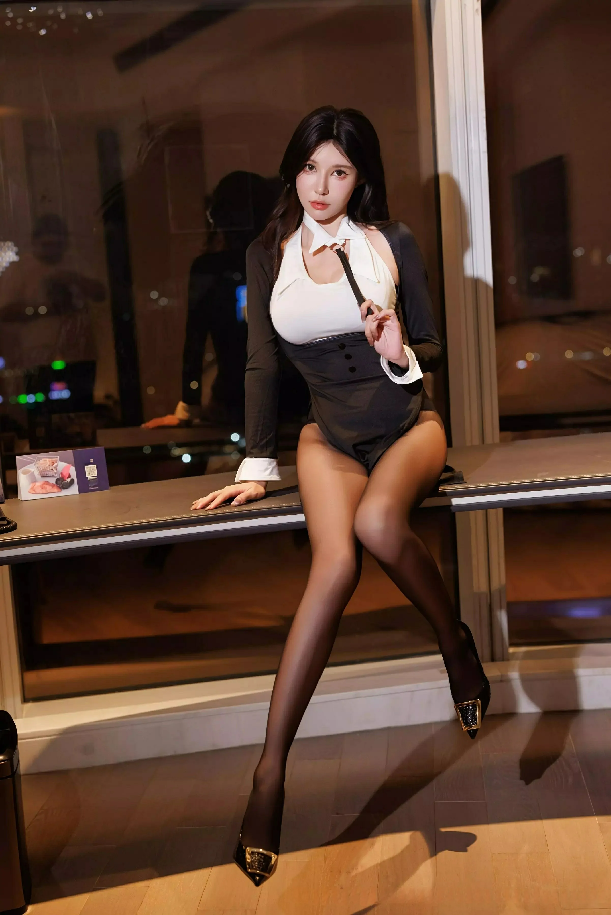 [IMISS爱蜜社] 2025.02.28 VOL.786 泥鳅鳅 黑色情趣内衣 魅惑黑丝 性感写真 [65+1P]