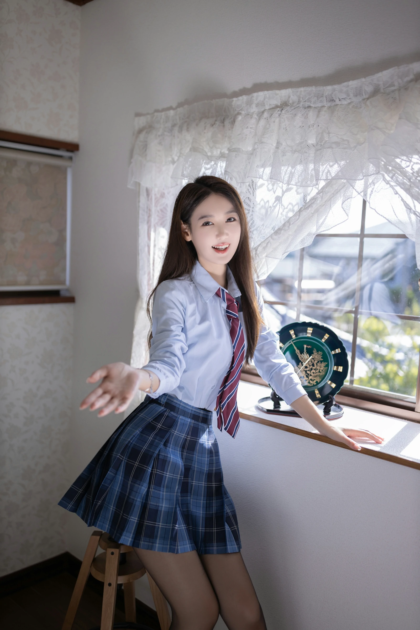 [秀人内购] 唐安琪 诱人私拍福利 大版表姐的秘密