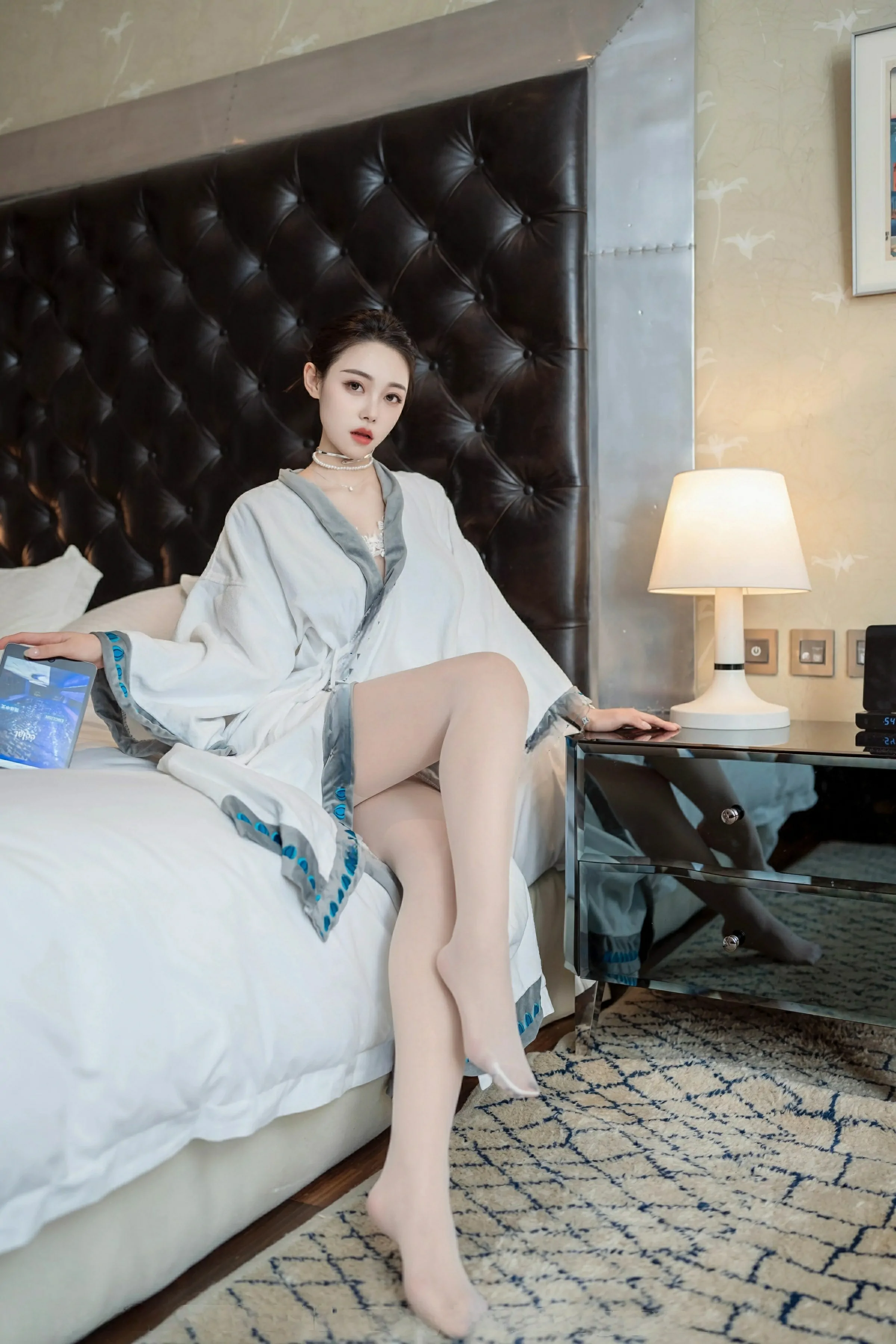 [XINGYAN星颜社] 2025.03.21 VOL.326 清妙 白色情趣内衣 诱人丝袜 性感写真 [80+1P]