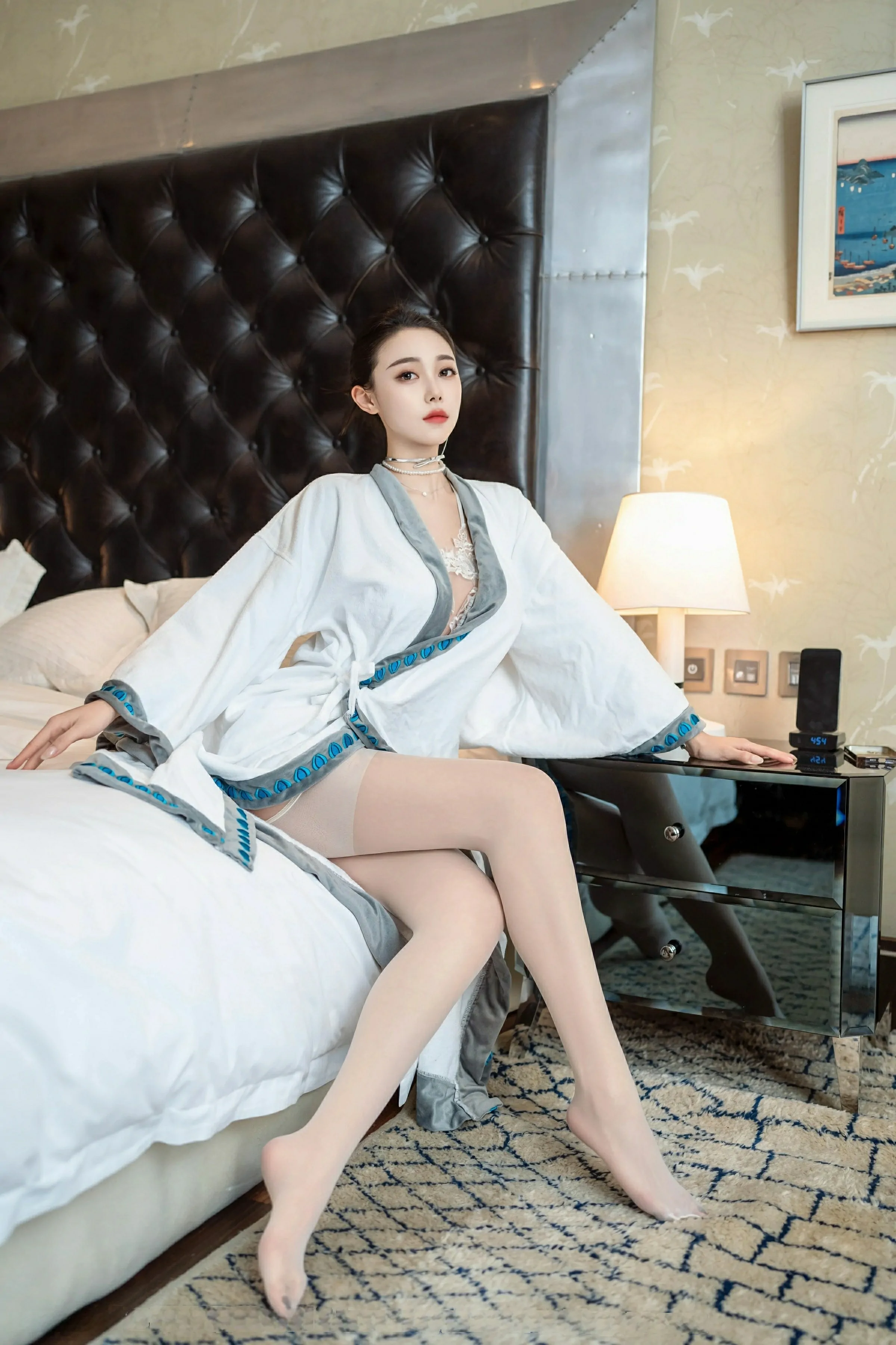 [XINGYAN星颜社] 2025.03.21 VOL.326 清妙 白色情趣内衣 诱人丝袜 性感写真 [80+1P]