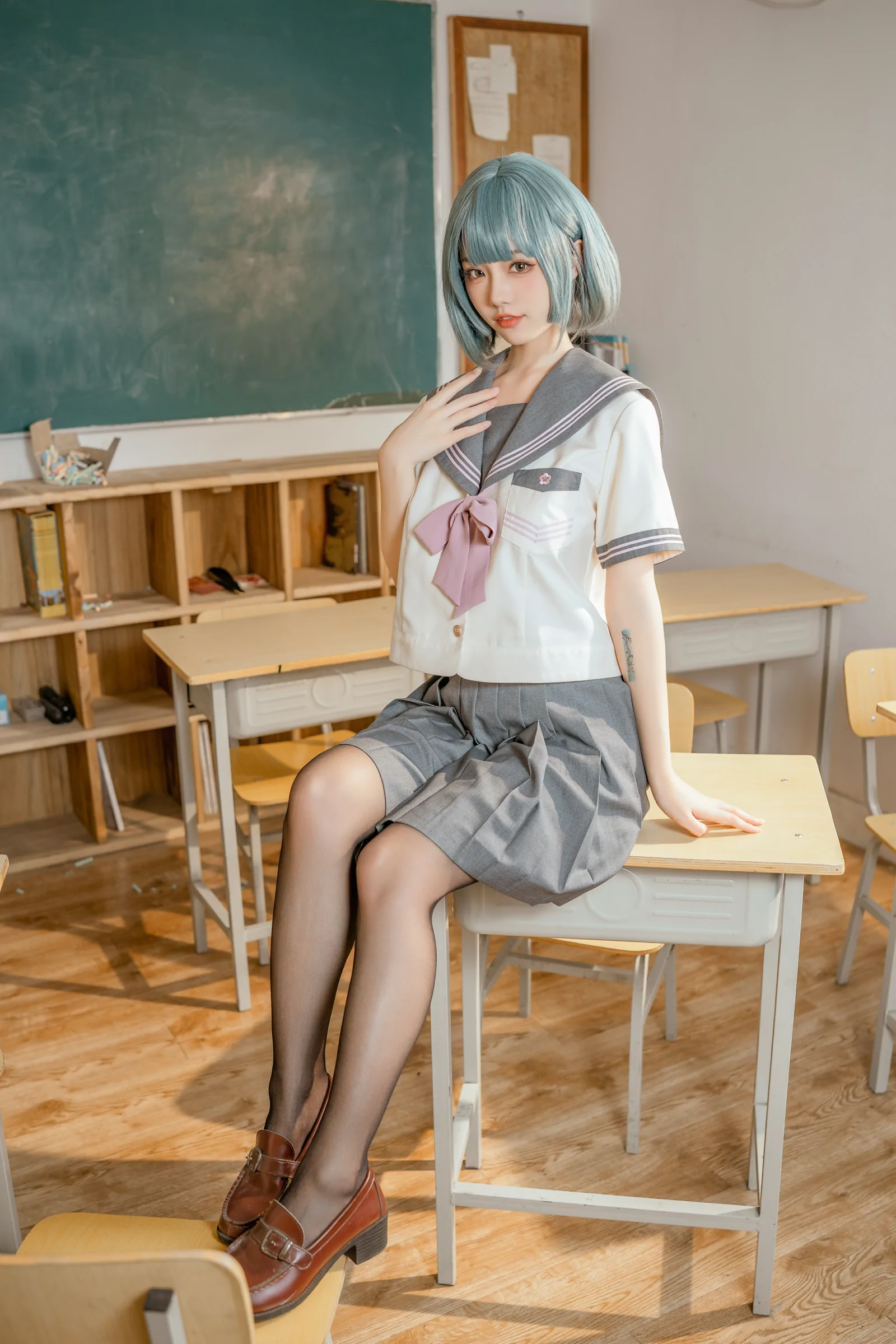 [COSPLAY]桃良阿宅 – 不良JK