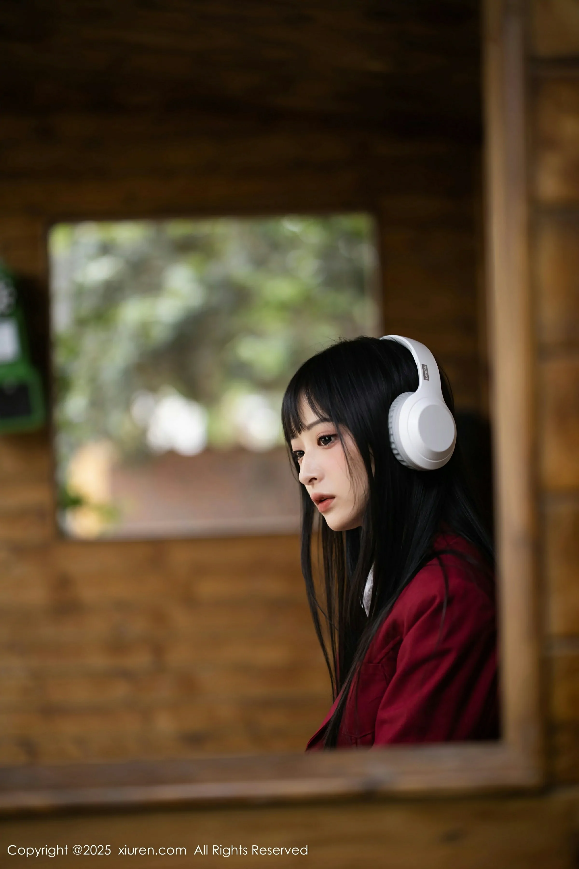 [XiuRen秀人网] 2025.04.29 No.10215 茂木希子 新人首套写真 性感红色裙子 诱人肉色丝袜 [82+1P]