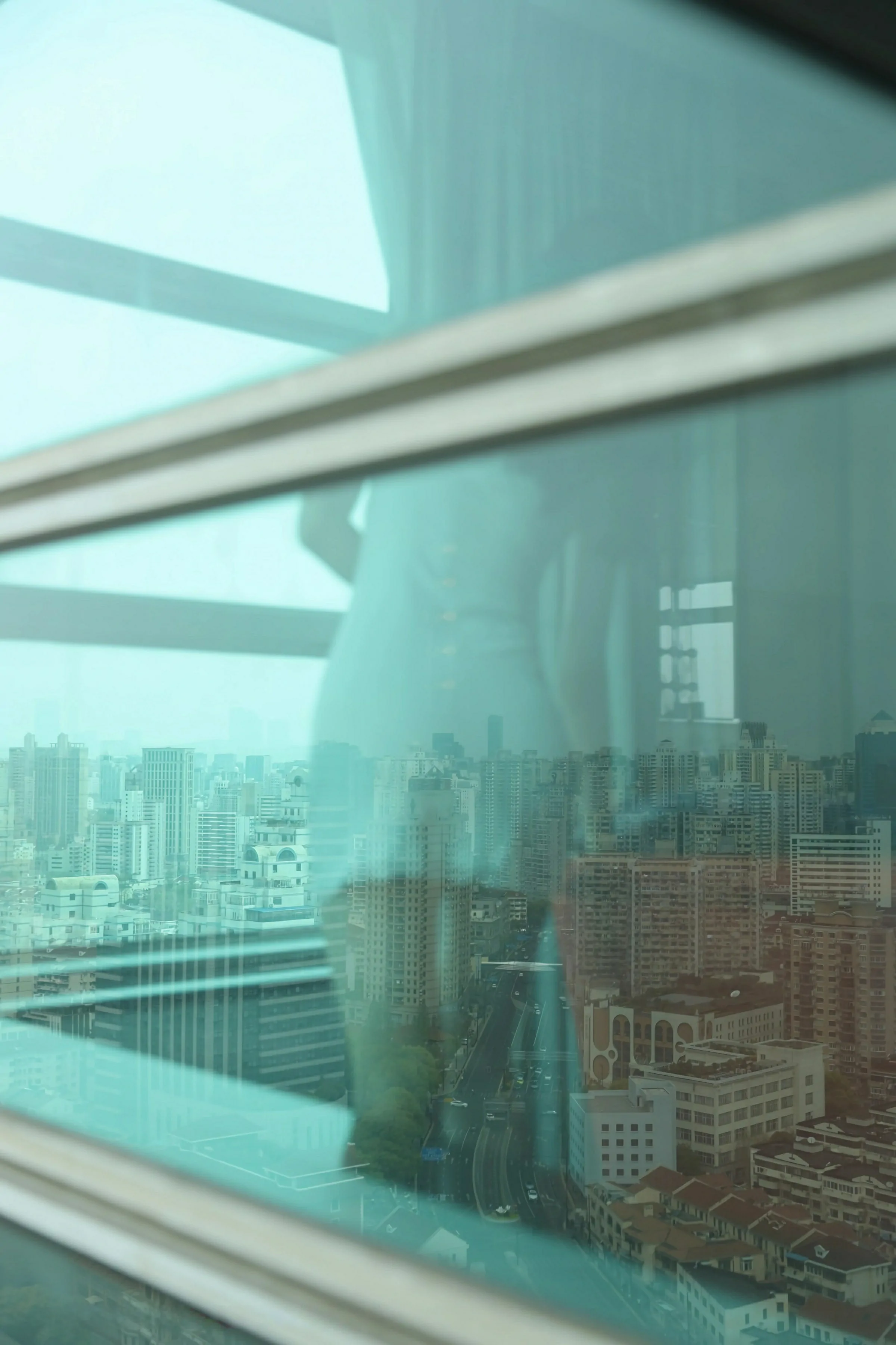 [XiuRen秀人网] 2025.04.30 No.10226 布丁wow 白色连衣短裙 性感写真 [80+1P]