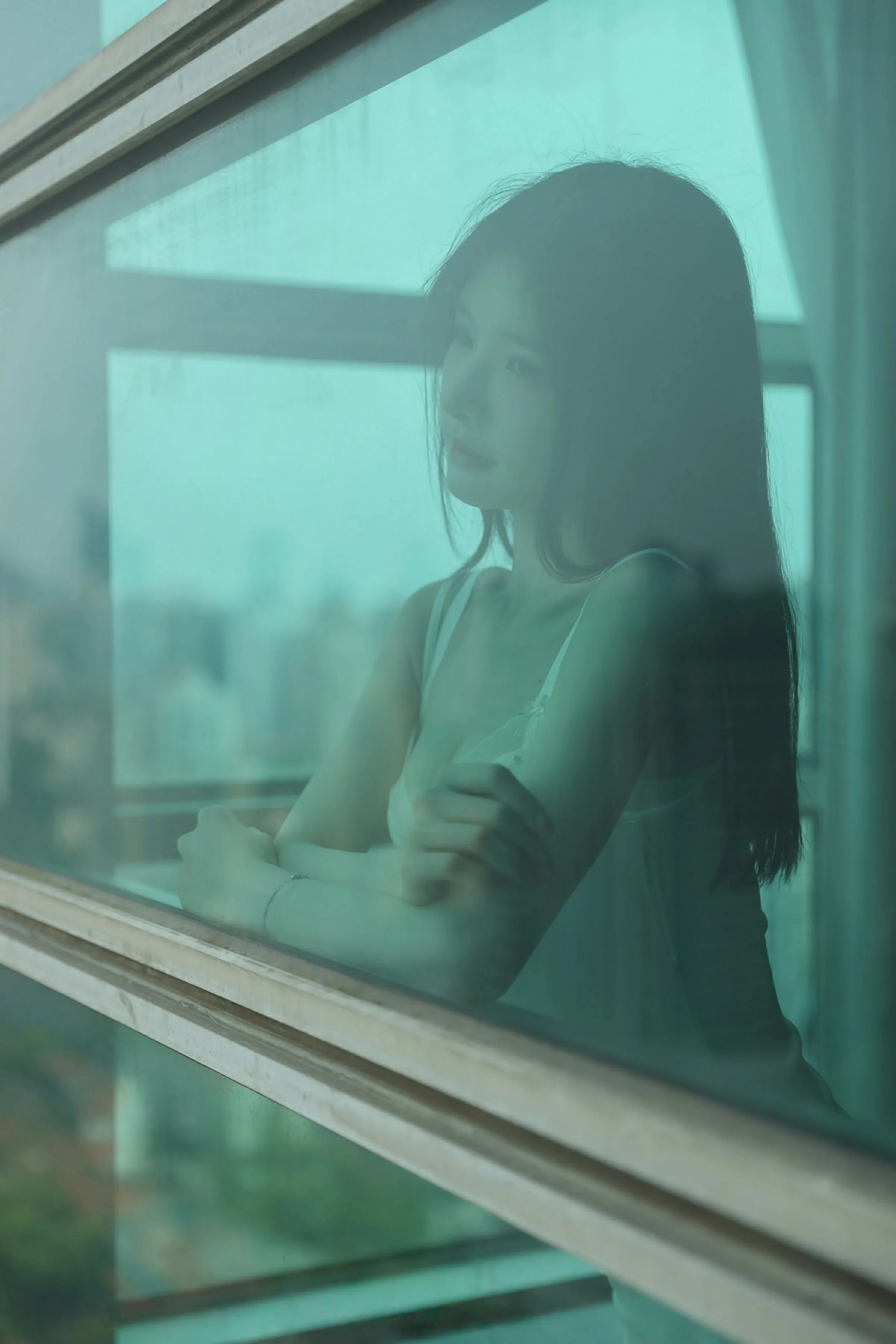 [XiuRen秀人网] 2025.04.30 No.10226 布丁wow 白色连衣短裙 性感写真 [80+1P]