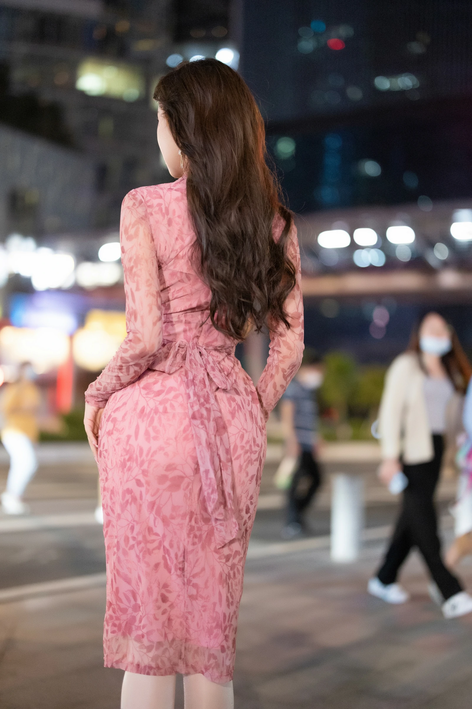 [秀人内购] 王馨瑶Yanni 诱人私拍福利 碎花连衣裙