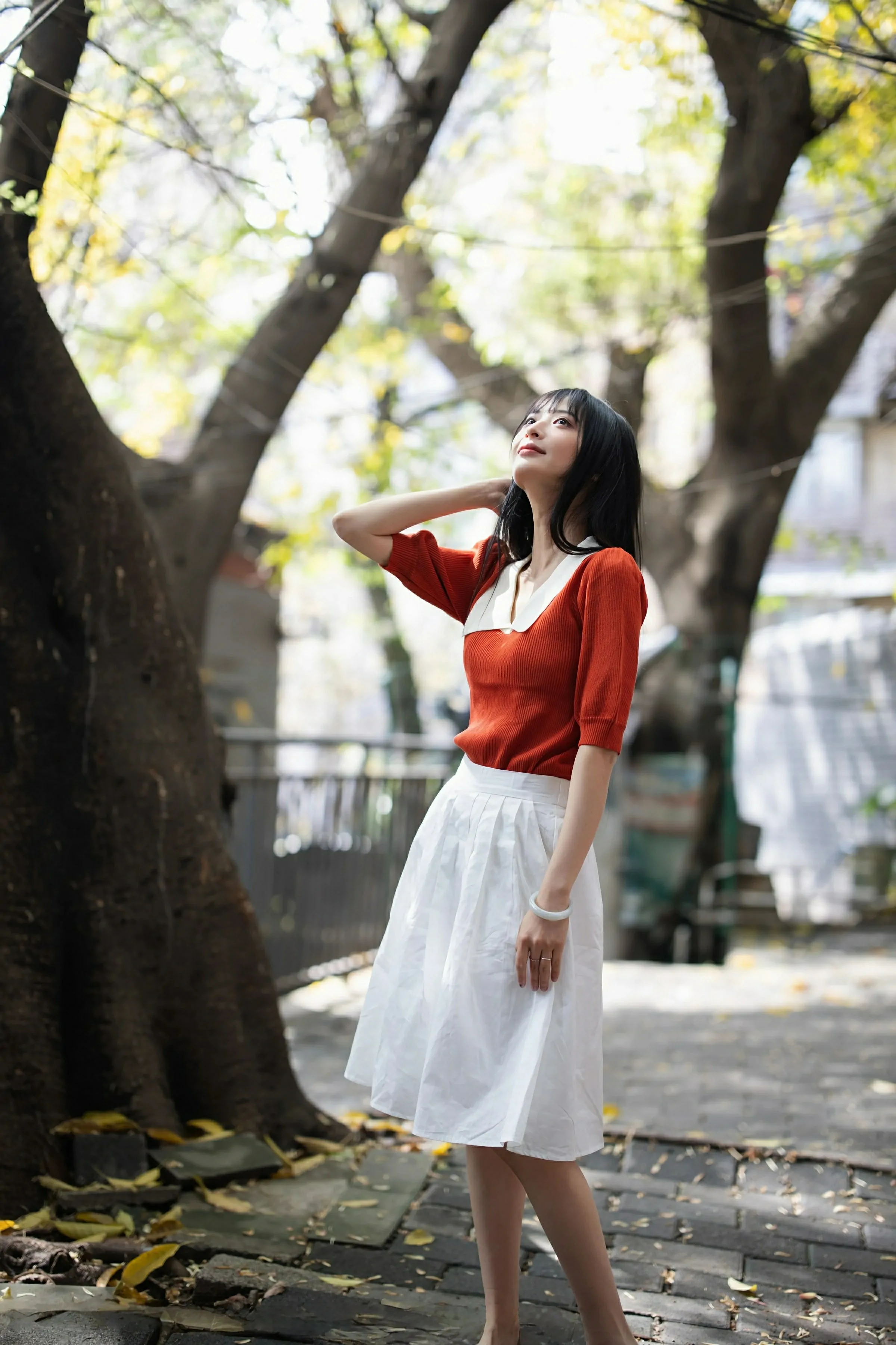 [XiuRen秀人网] 2025.05.08 No.10247 茂木希子 橙色T恤 性感写真 [80+1P]