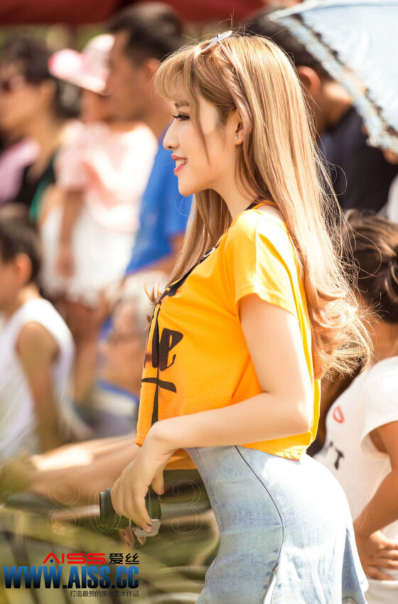 [AISS爱丝] NO.071 何冉的假期 [72P]