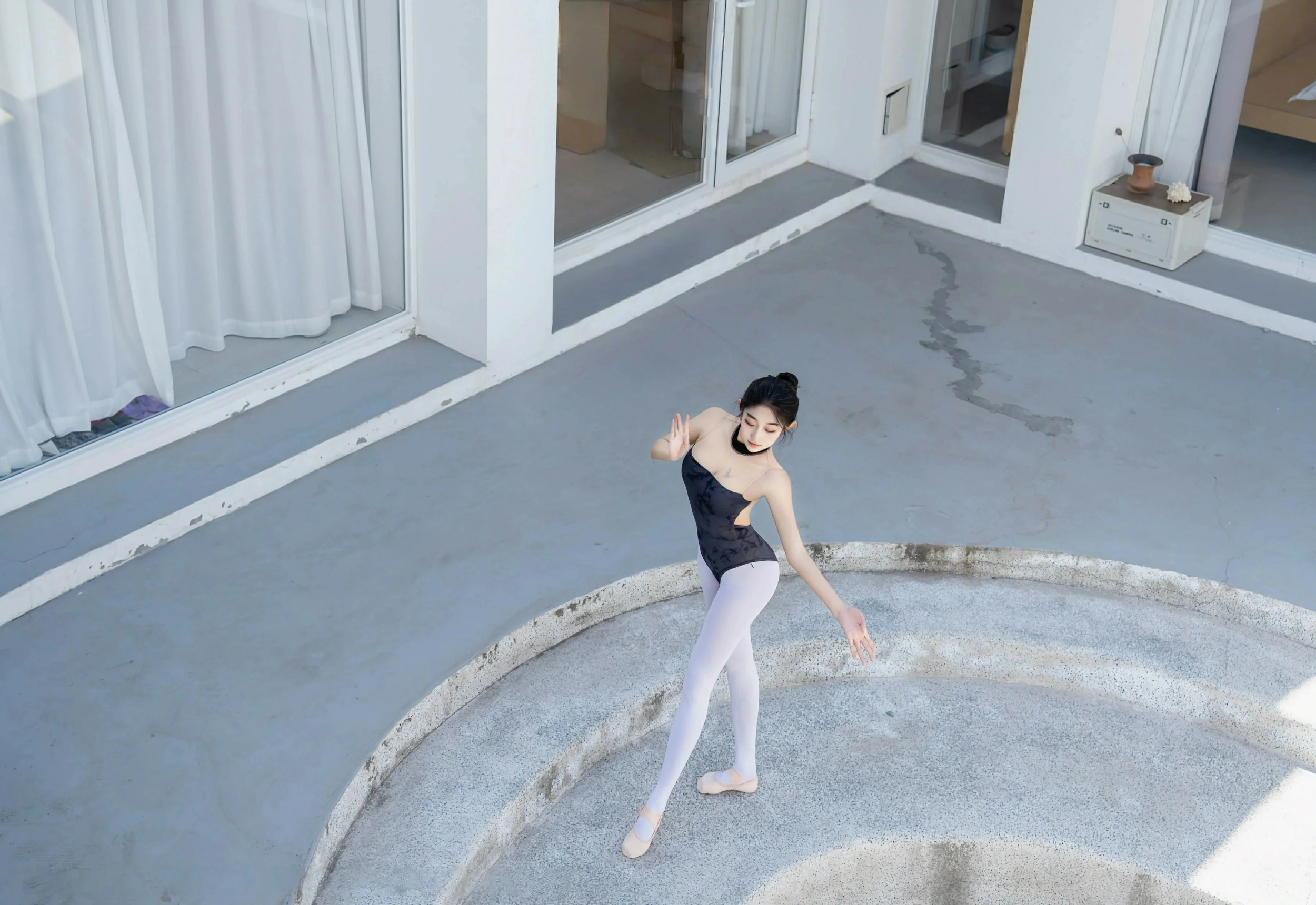 [XINGYAN星颜社] 2025.05.13 VOL.345 星冉 深色芭蕾舞服 舞姿展现 性感写真 [79+1P]