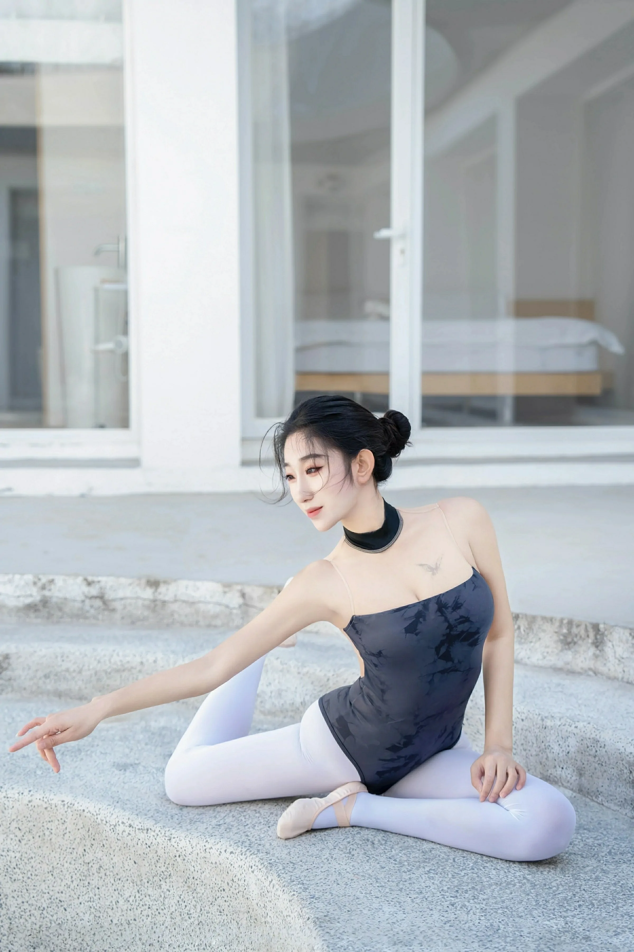[XINGYAN星颜社] 2025.05.13 VOL.345 星冉 深色芭蕾舞服 舞姿展现 性感写真 [79+1P]