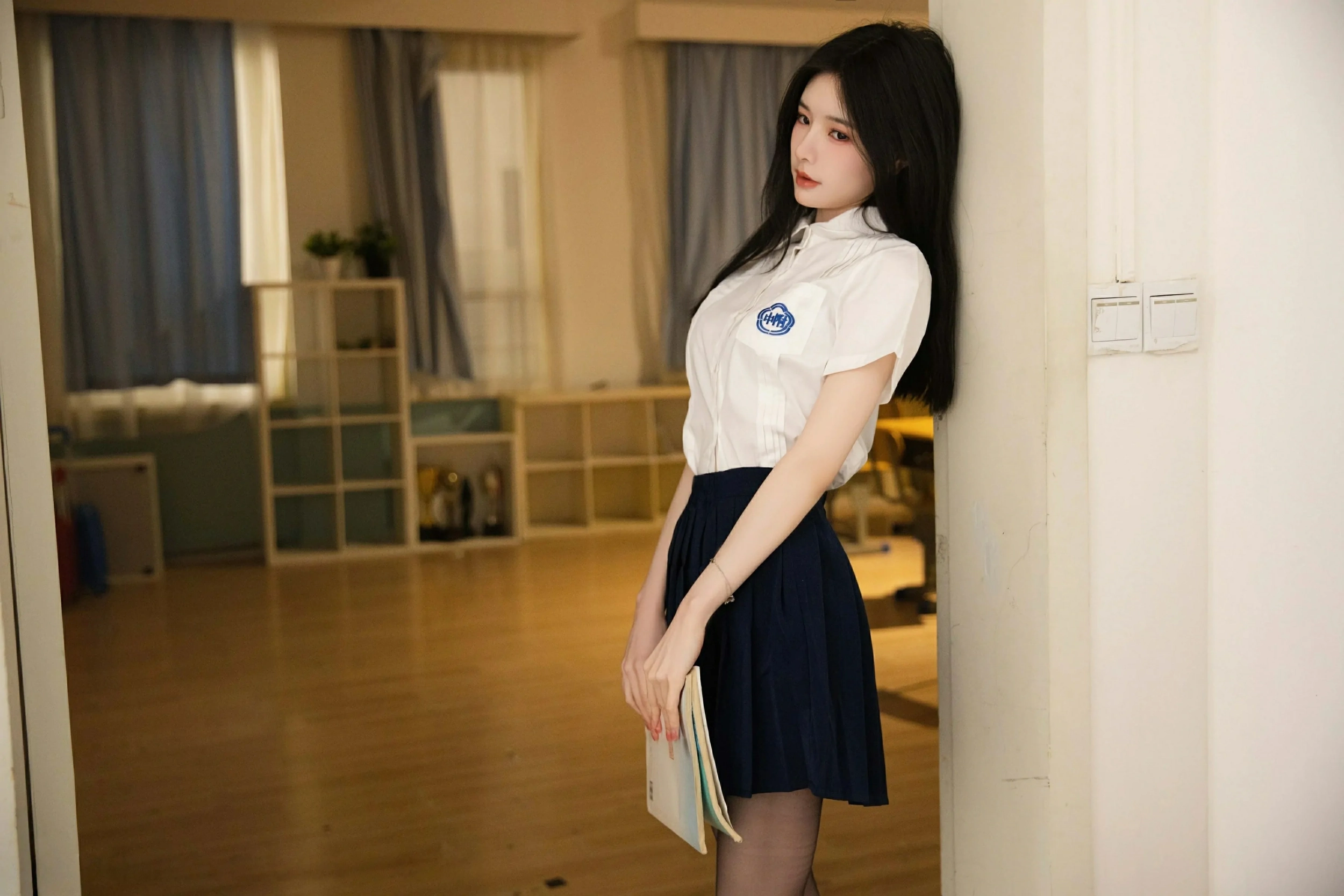 [XiuRen秀人网] 2025.05.16 No.10287 布丁wow JK制服 魅惑黑丝 性感写真 [81+1P] 