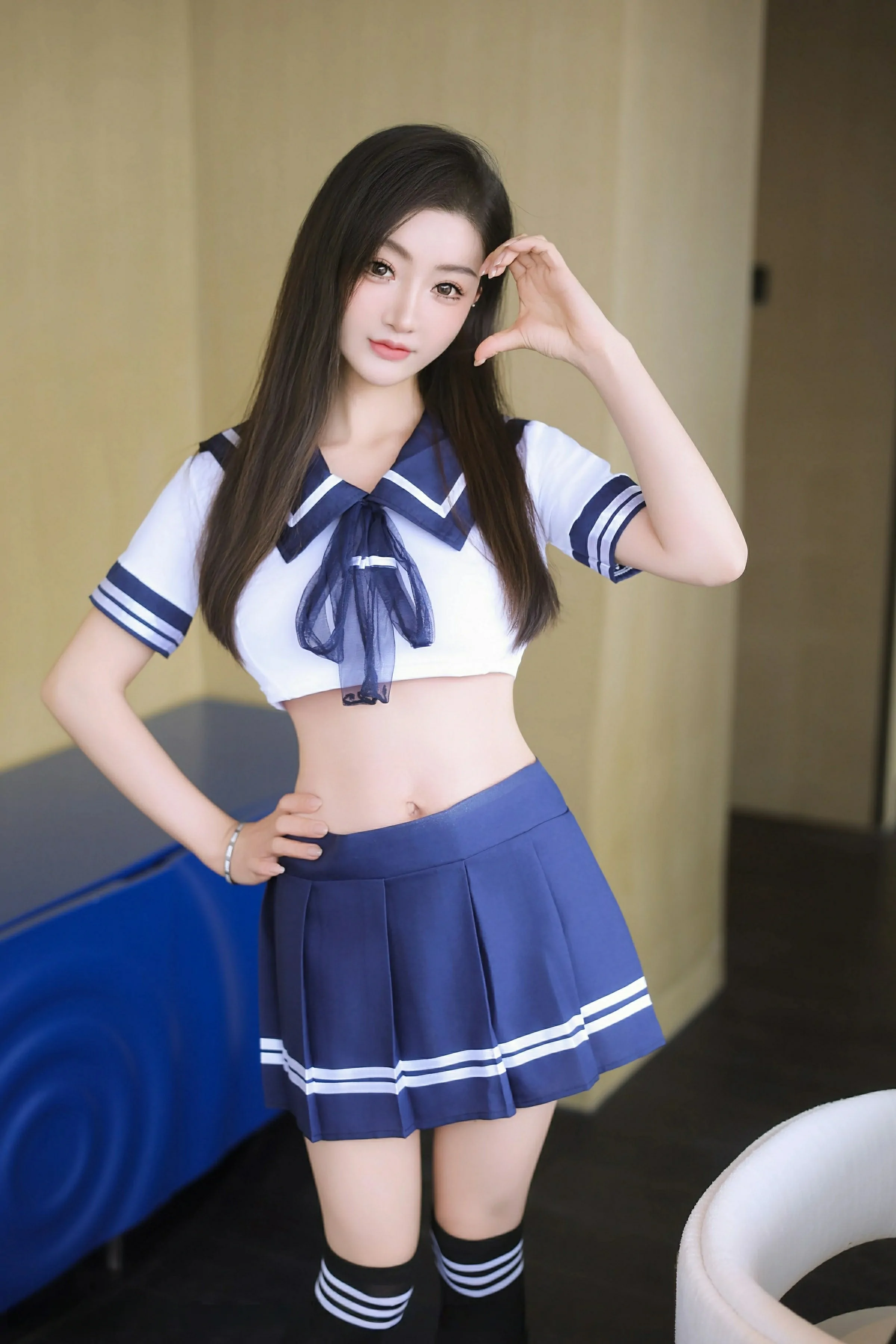 [XiuRen秀人网] 2025.05.20 No.10298 Annie_baby JK制服 魅惑黑丝 性感写真 [74+1P] 