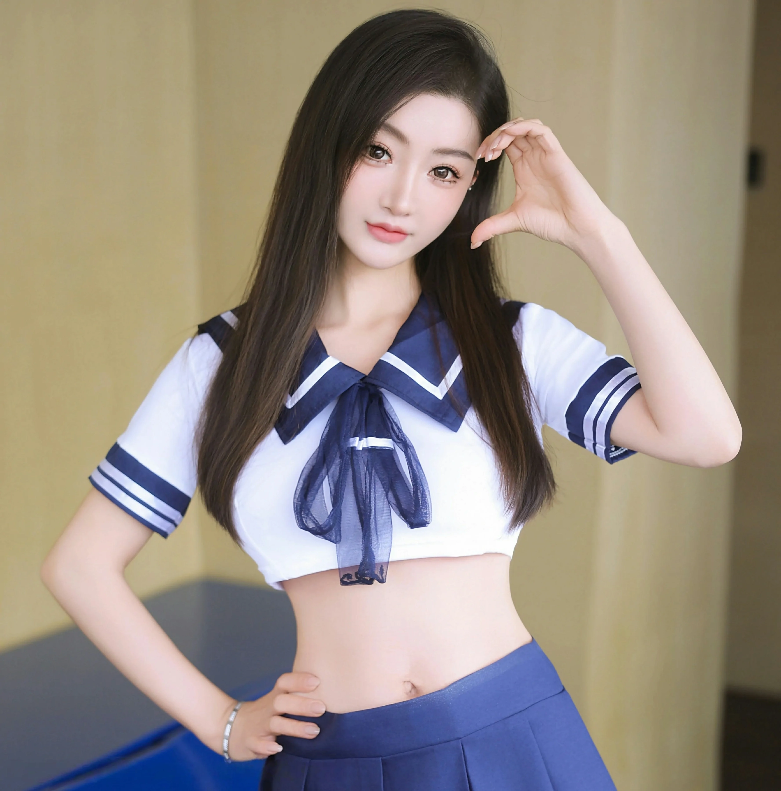 [XiuRen秀人网] 2025.05.20 No.10298 Annie_baby JK制服 魅惑黑丝 性感写真 [74+1P] 