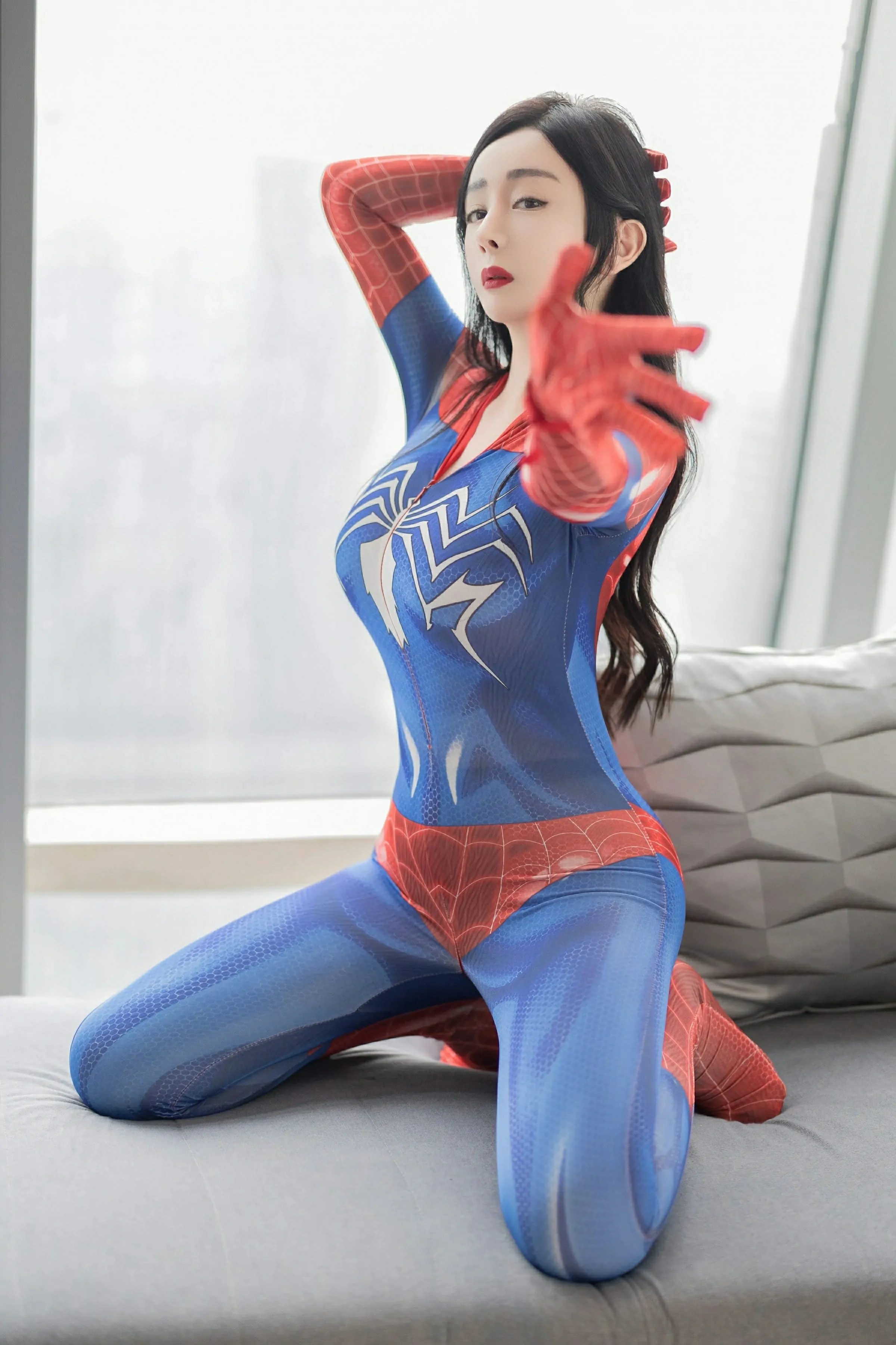 [YOUMI尤蜜荟] 2025.05.23 VOL.1138 允爾 cosplay装扮 魅惑黑丝 性感写真 [78+1P]