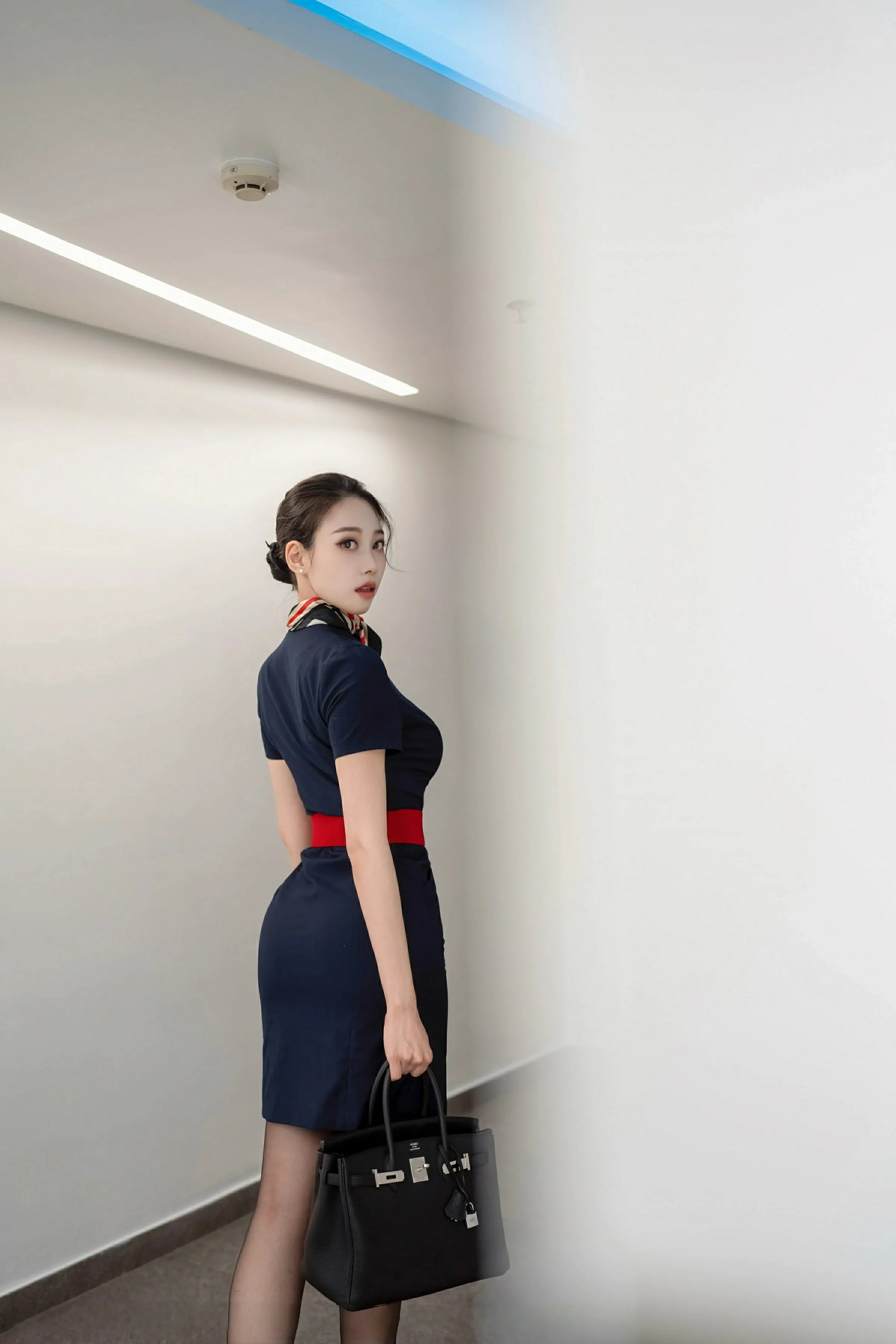 [XINGYAN星颜社] 2025.06.05 VOL.354 清妙 空姐制服 魅惑黑丝 性感写真 [78+1P]