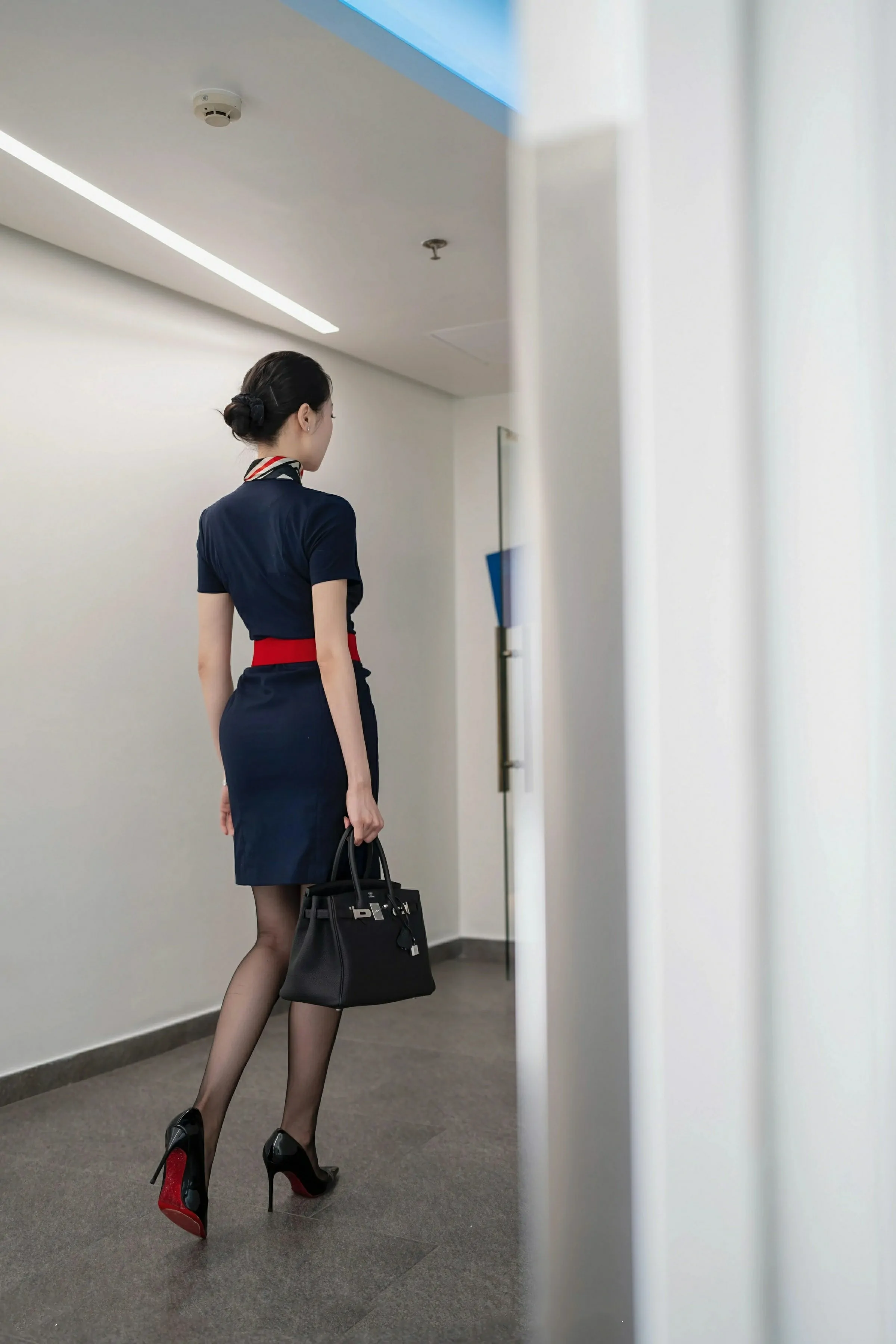 [XINGYAN星颜社] 2025.06.05 VOL.354 清妙 空姐制服 魅惑黑丝 性感写真 [78+1P]