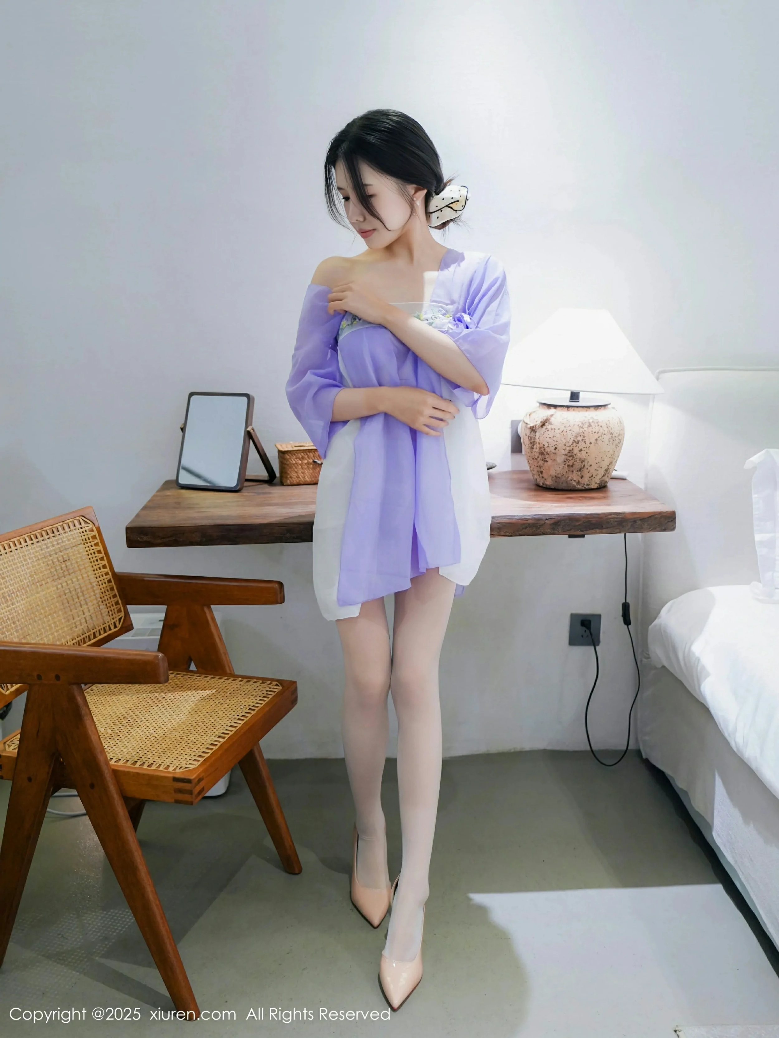 [XiuRen秀人网] 2025.06.06 No.10376 袁圆 紫色汉服 白色丝袜 性感写真 [72+1P]