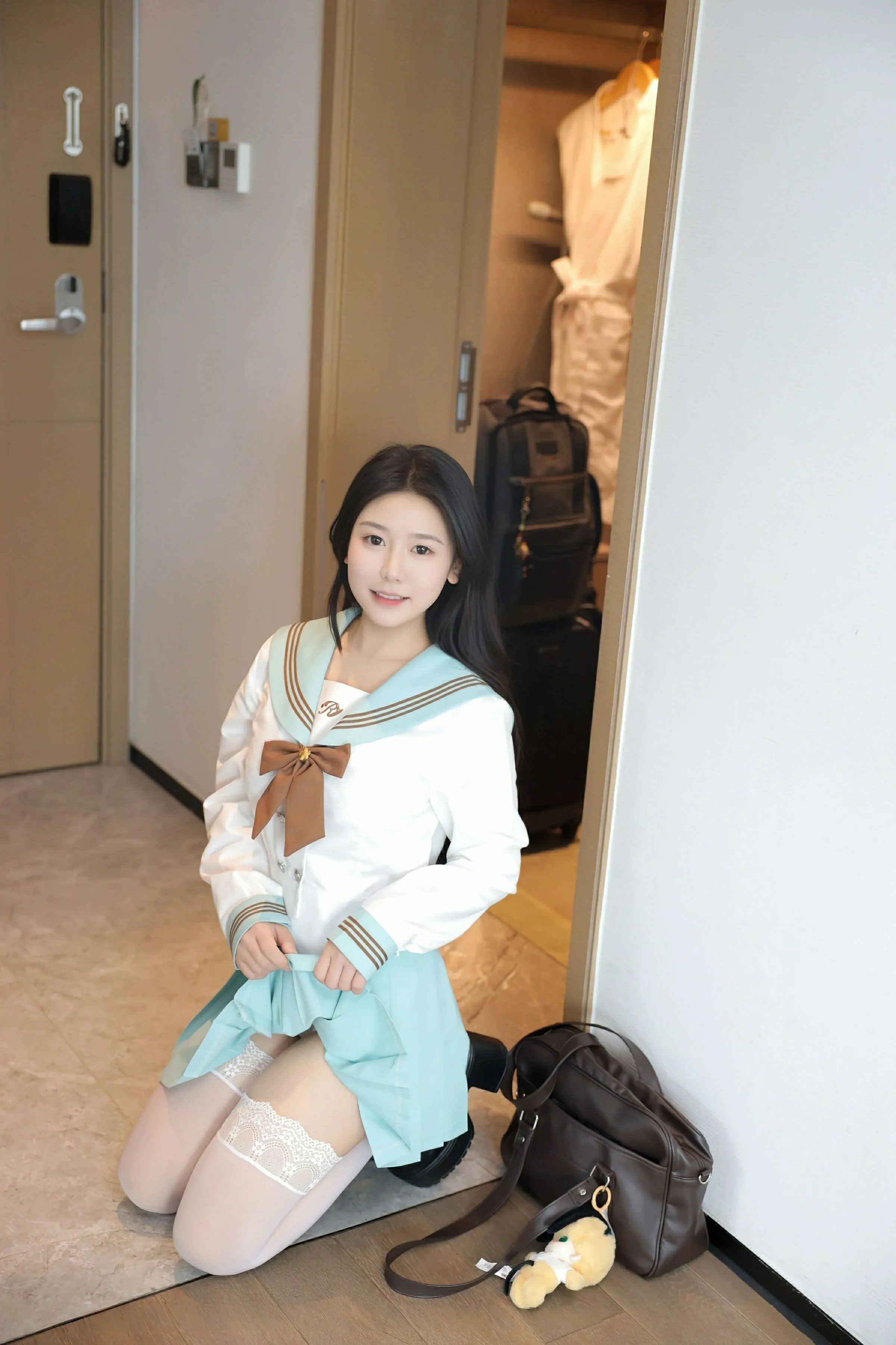 [XiuRen秀人网] 2025.06.09 No.10379 林嘉馨 新人首套写真 性感JK制服白色丝袜 [93+1P]