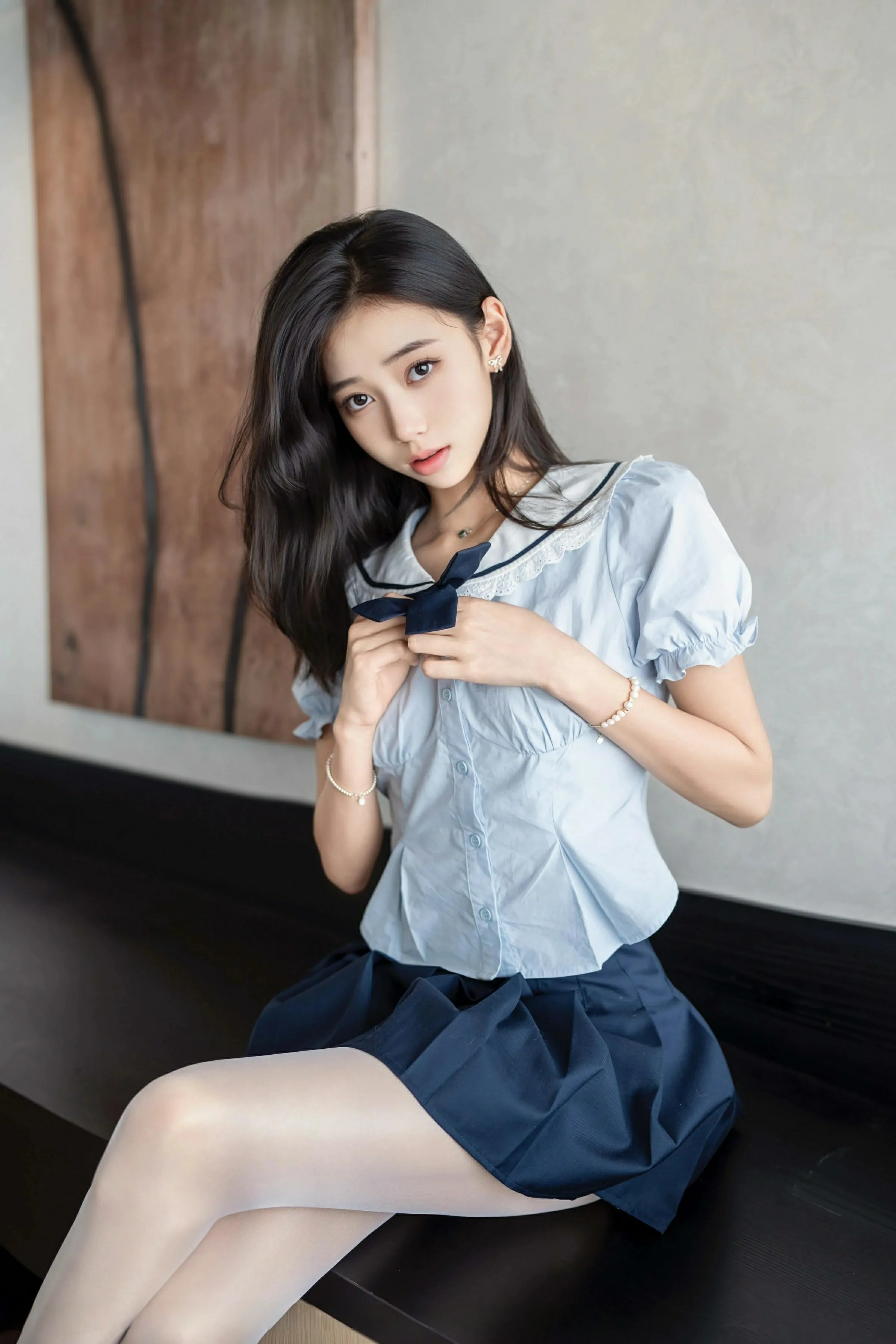[XINGYAN星颜社] 2025.06.26 VOL.360 时安安 深色短裙 白色丝袜 性感写真 [81+1P]