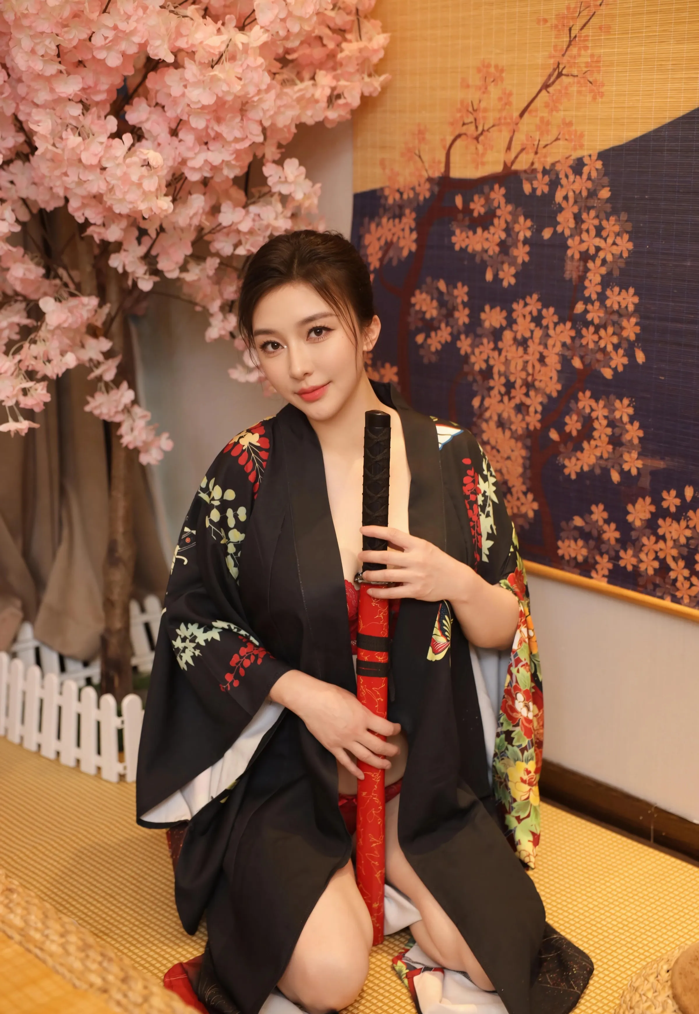 [XiuRen秀人网] 2025.08.07 No.10627 苏一诺 黑色服饰 性感写真 [80+1P]
