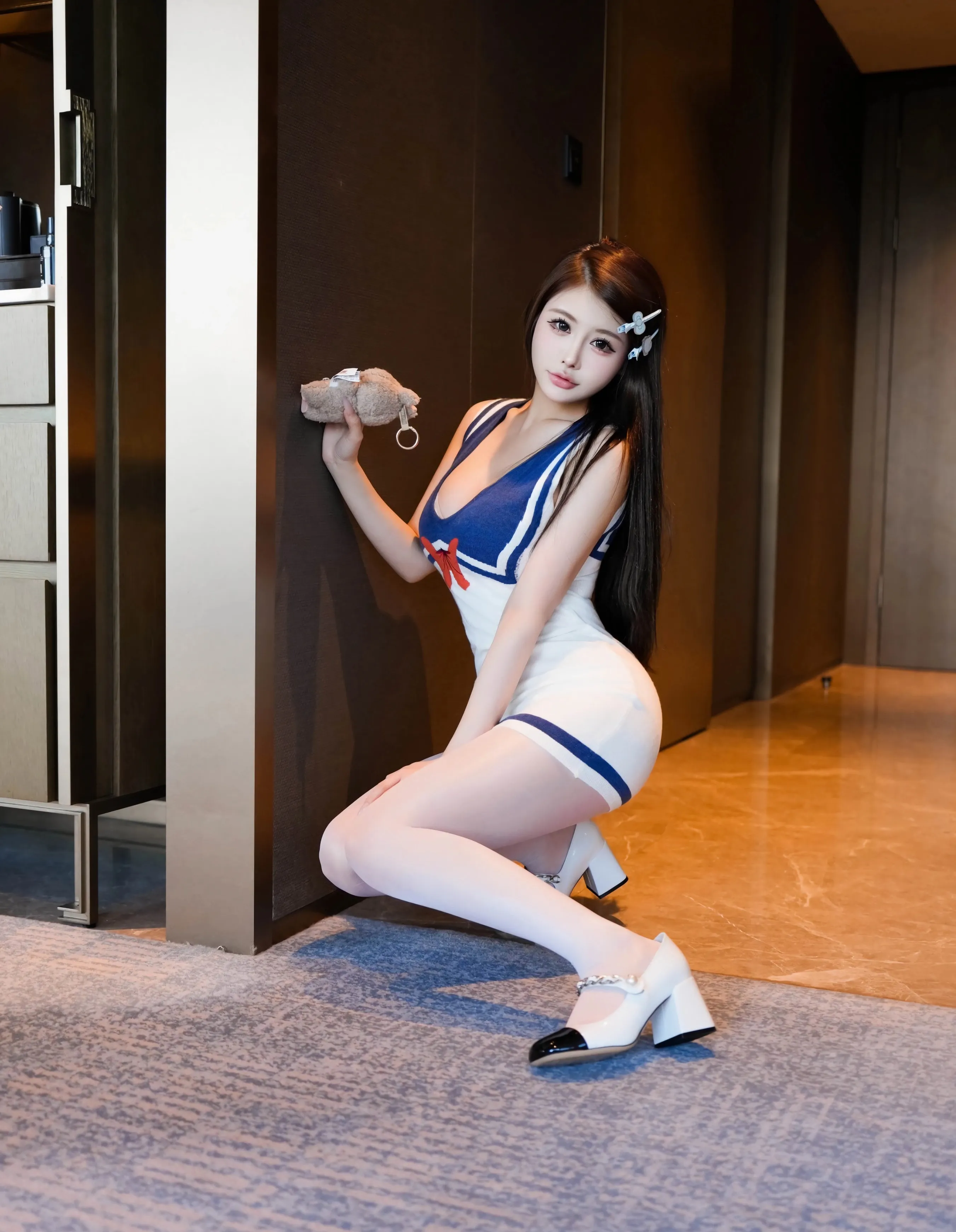 [XiuRen秀人网] 2025.08.07 No.10628 甜妮 蓝白连衣短裙 性感写真 [71+1P]