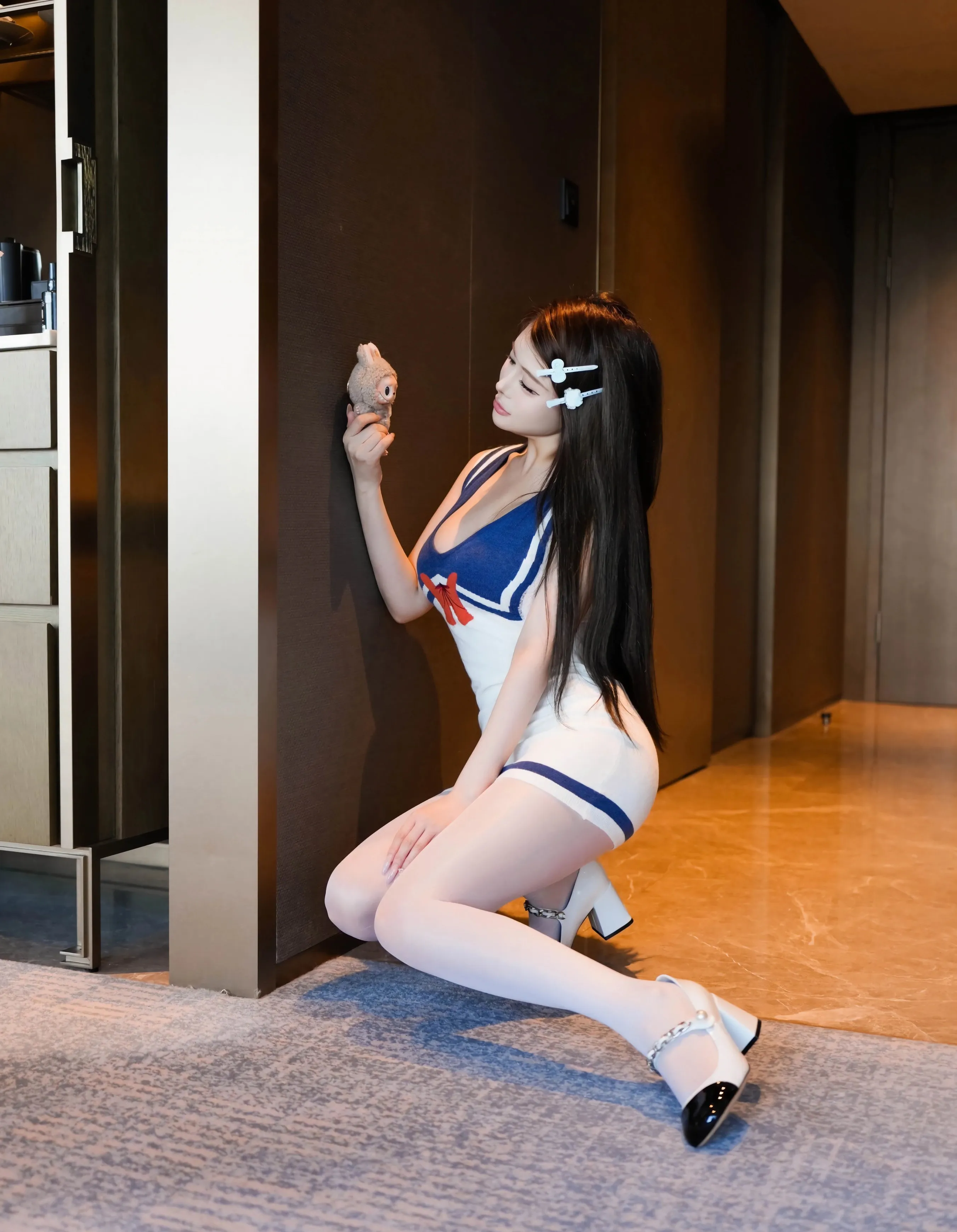 [XiuRen秀人网] 2025.08.07 No.10628 甜妮 蓝白连衣短裙 性感写真 [71+1P]