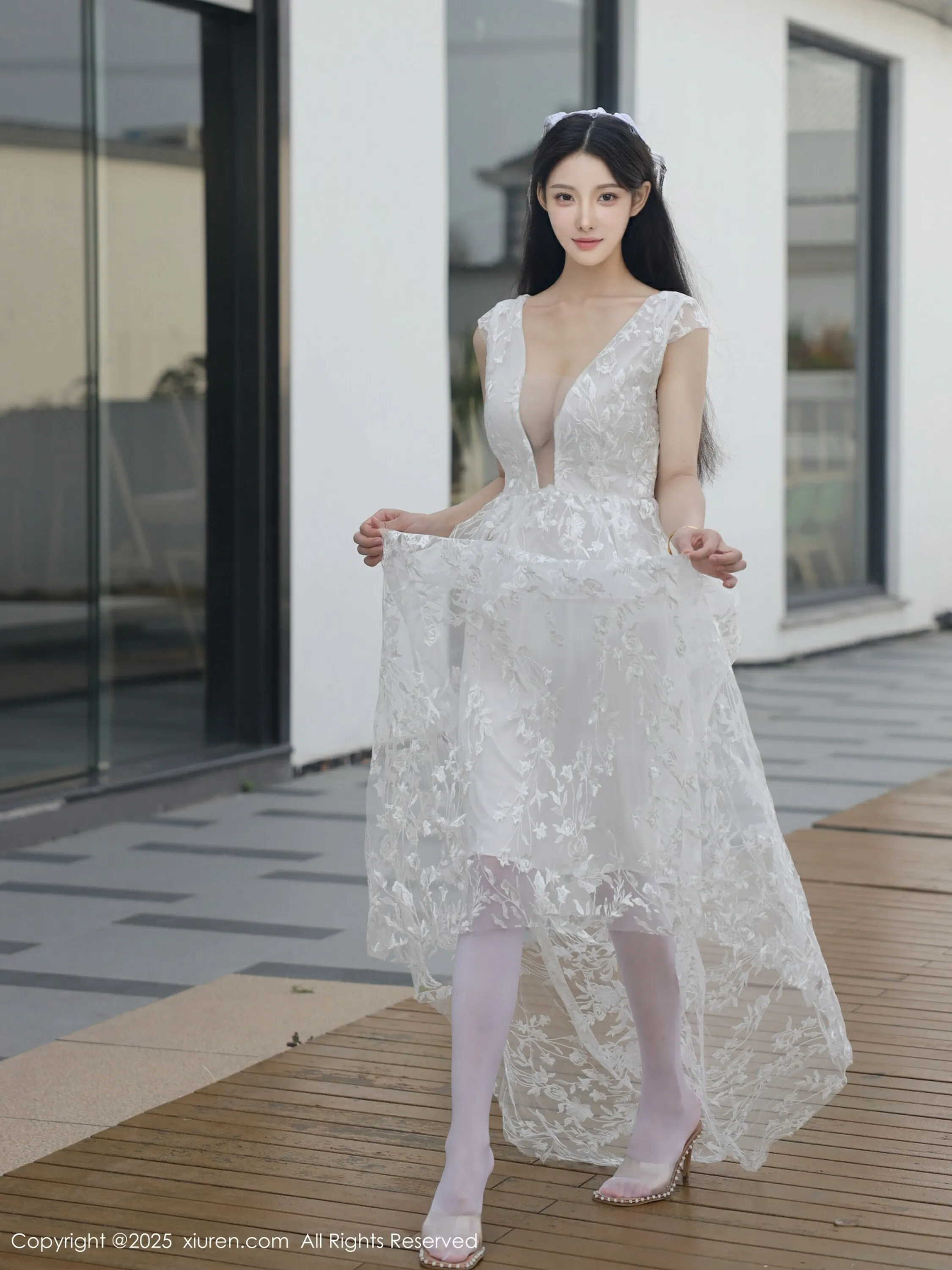 [XiuRen秀人网] 2025.08.18 No.10661 梨霜儿 白色婚纱 性感写真 [82+1P]